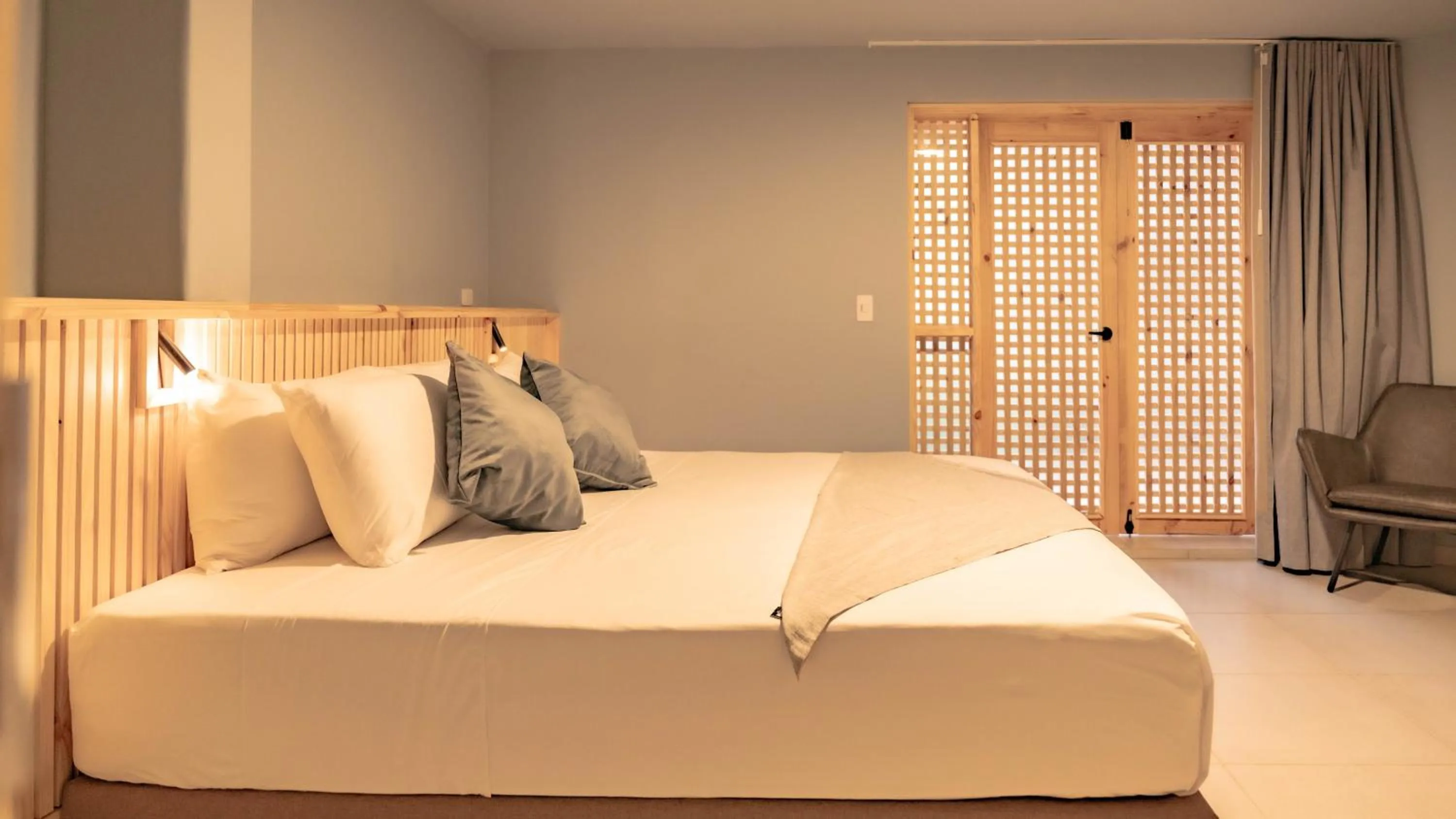 Photo of the whole room, Bed in Leviu by Bernalo Hotels