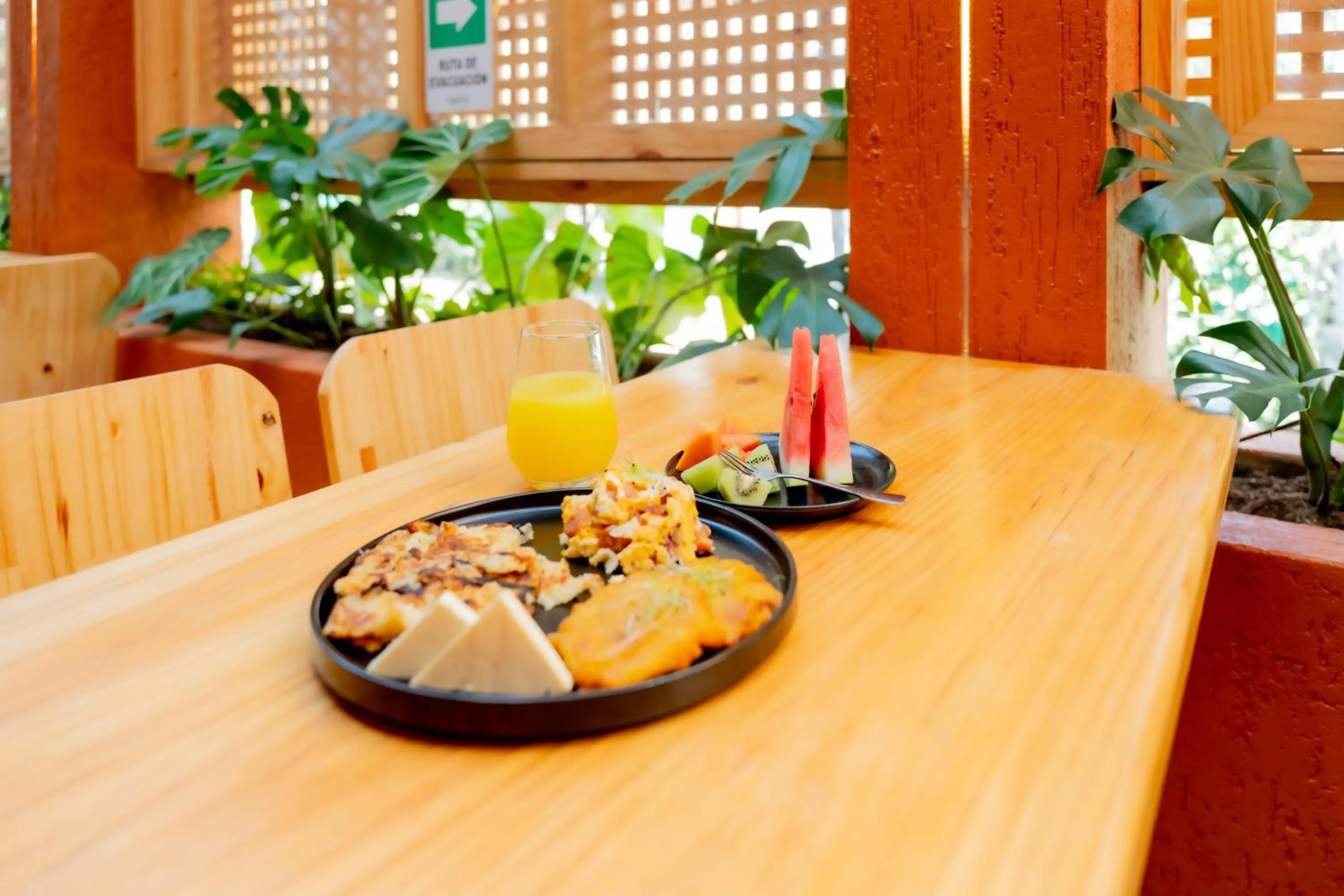 Breakfast in Leviu by Bernalo Hotels