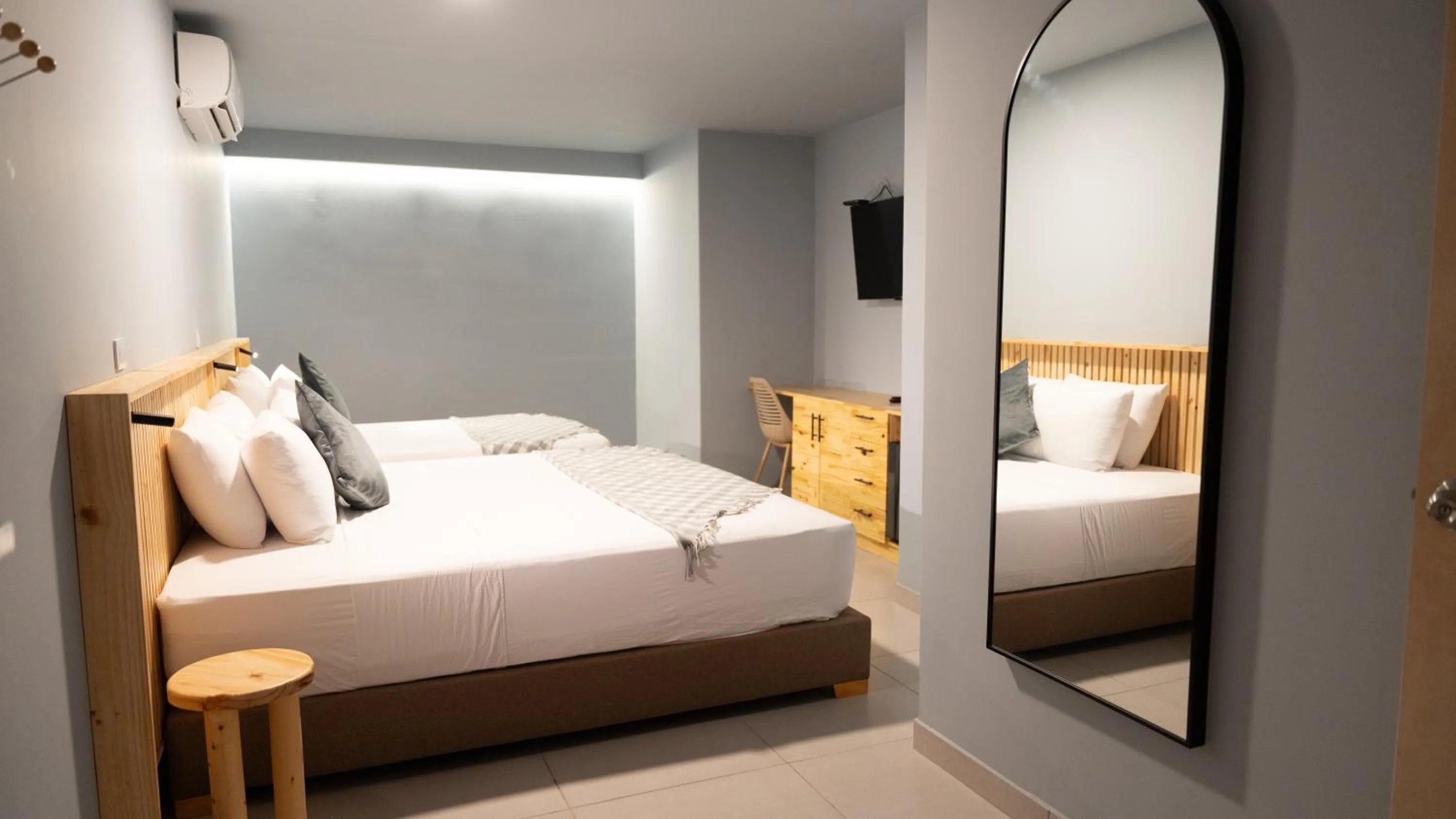 Photo of the whole room, Bed in Leviu by Bernalo Hotels