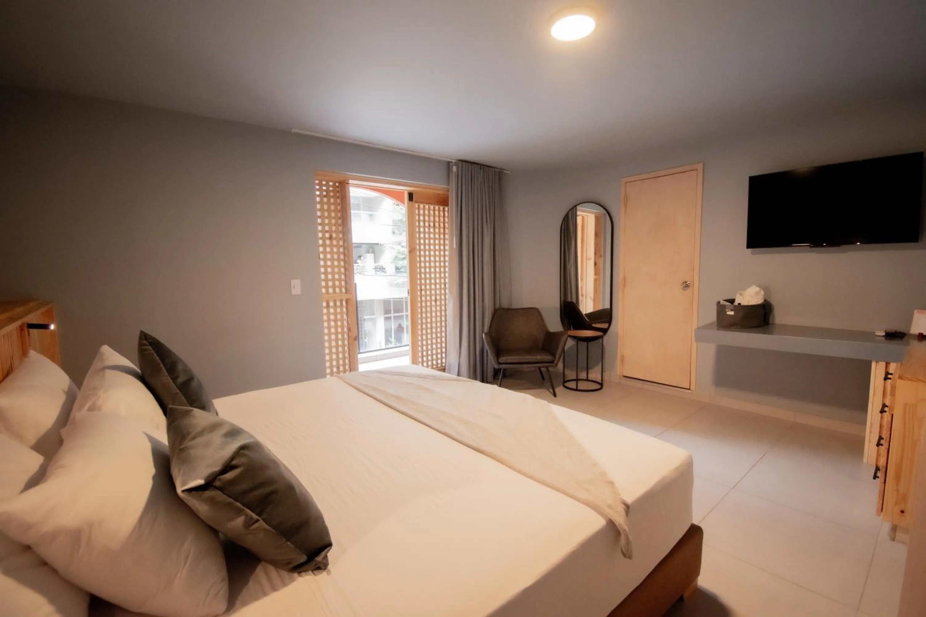 Photo of the whole room, Bed in Leviu by Bernalo Hotels