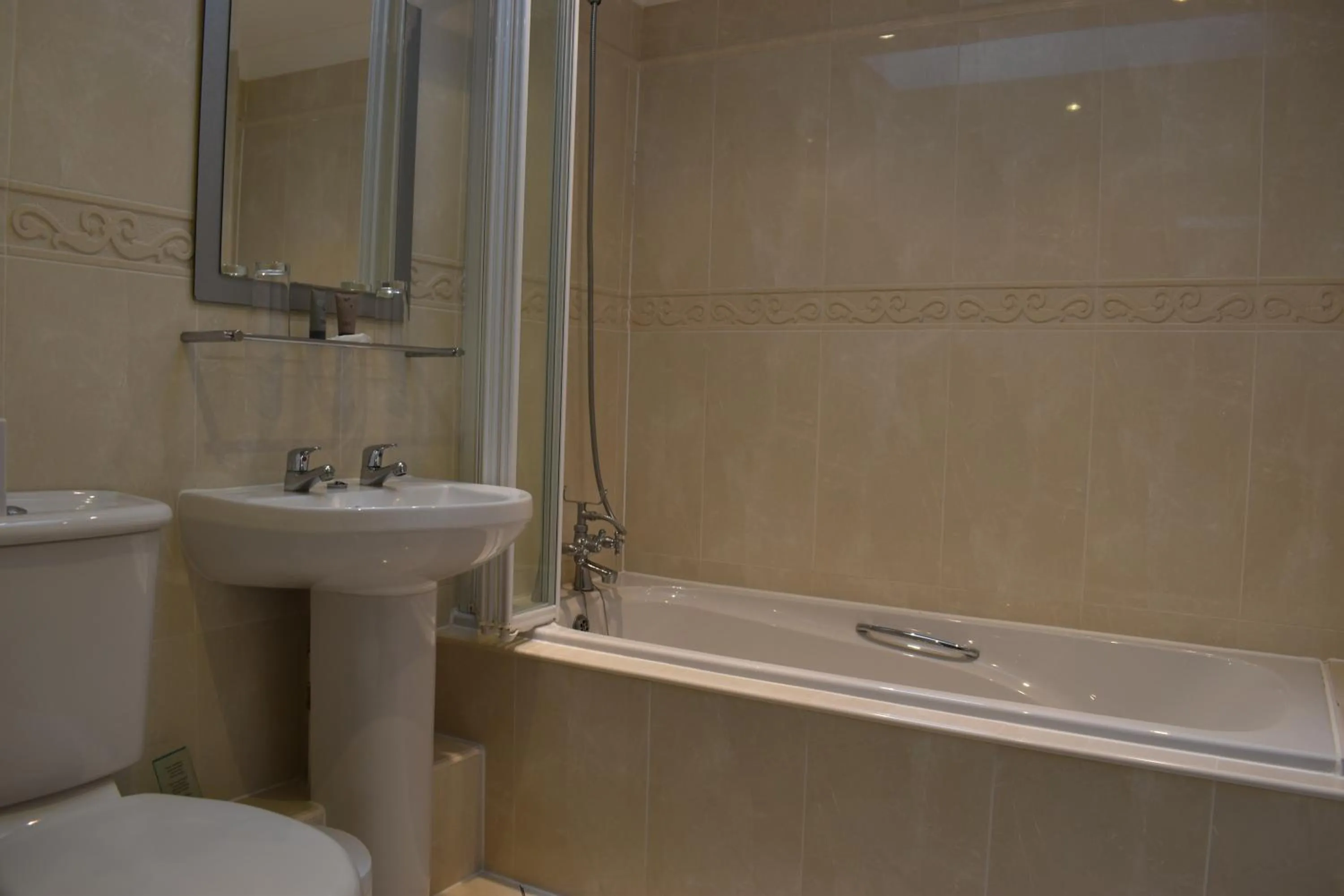 Bathroom in Hollies Hotel