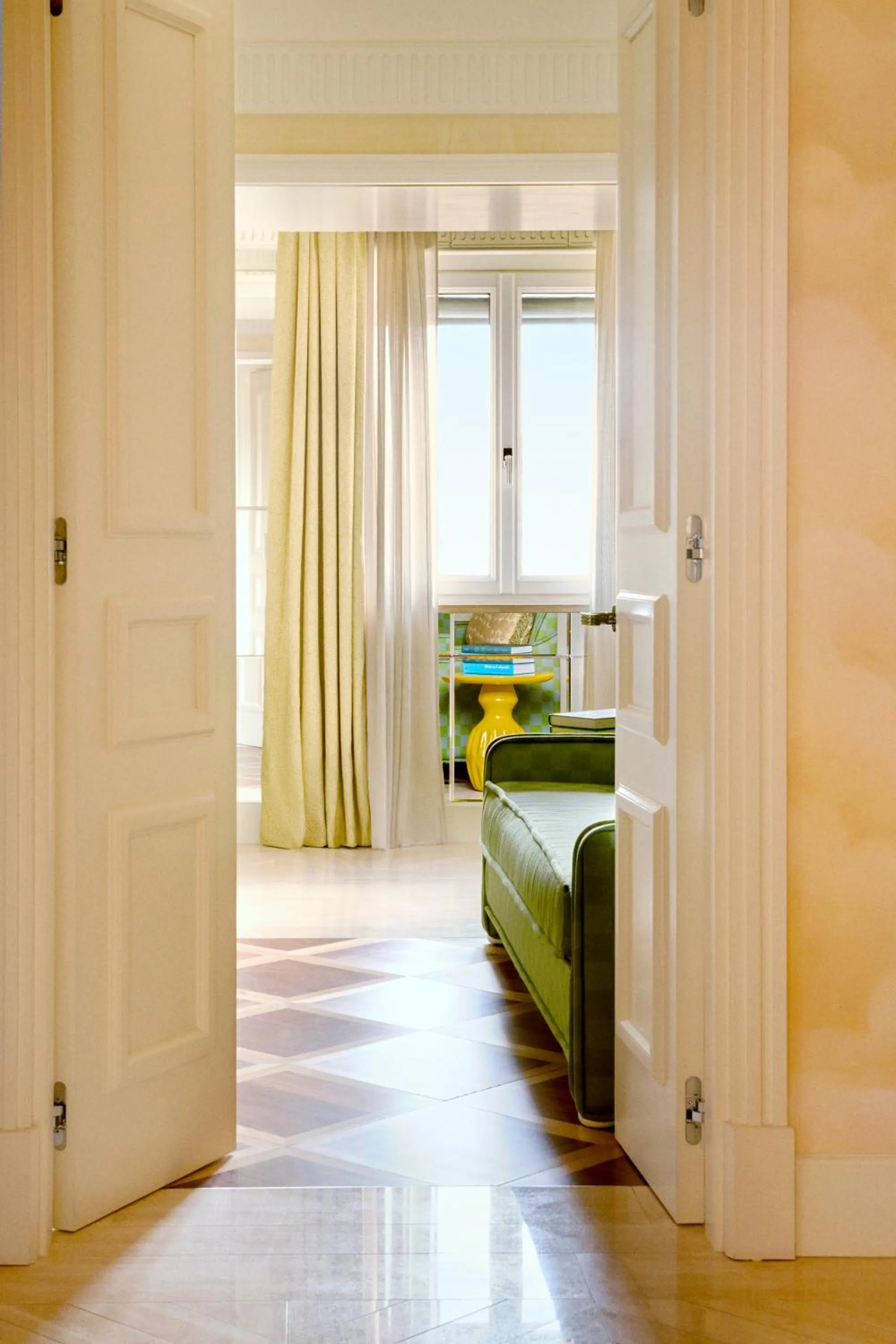Living room, Bed in Casa Monti Roma