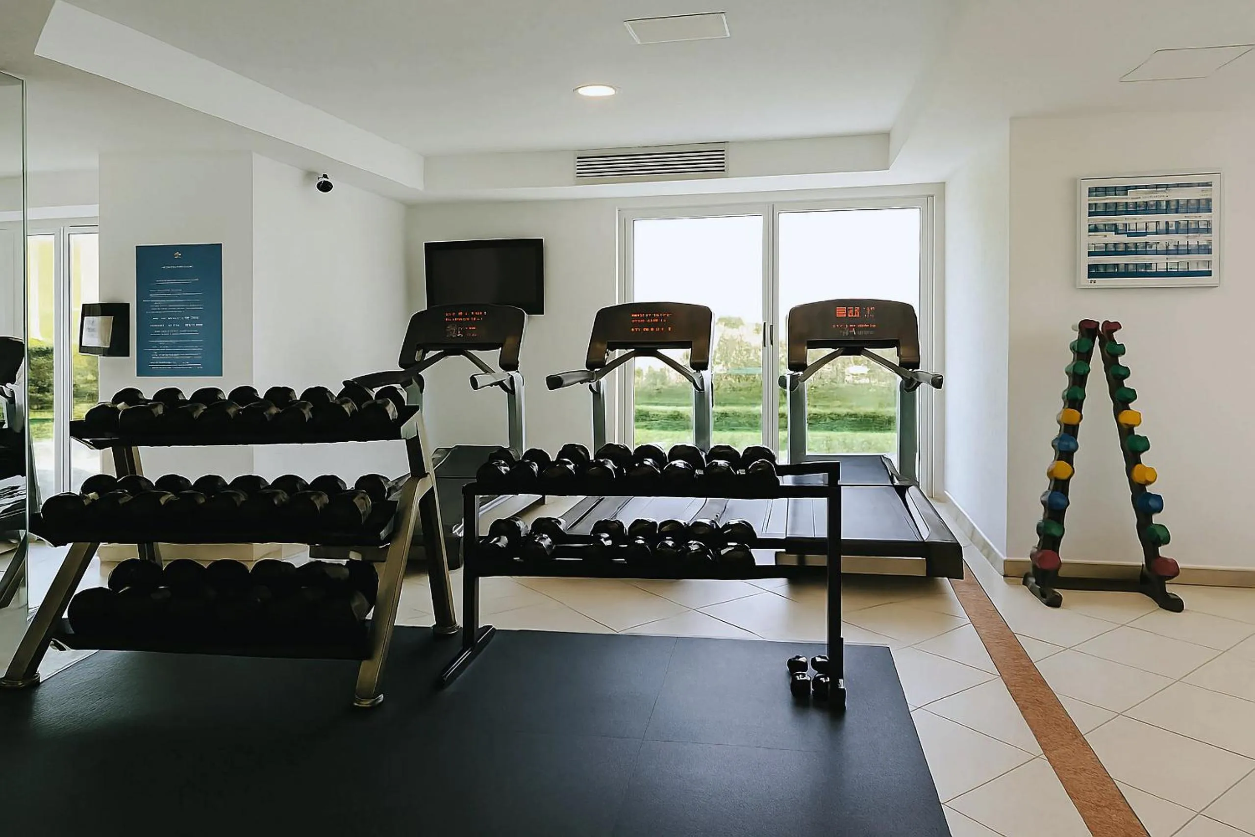 Fitness centre/facilities in Grand Venetian Comfort