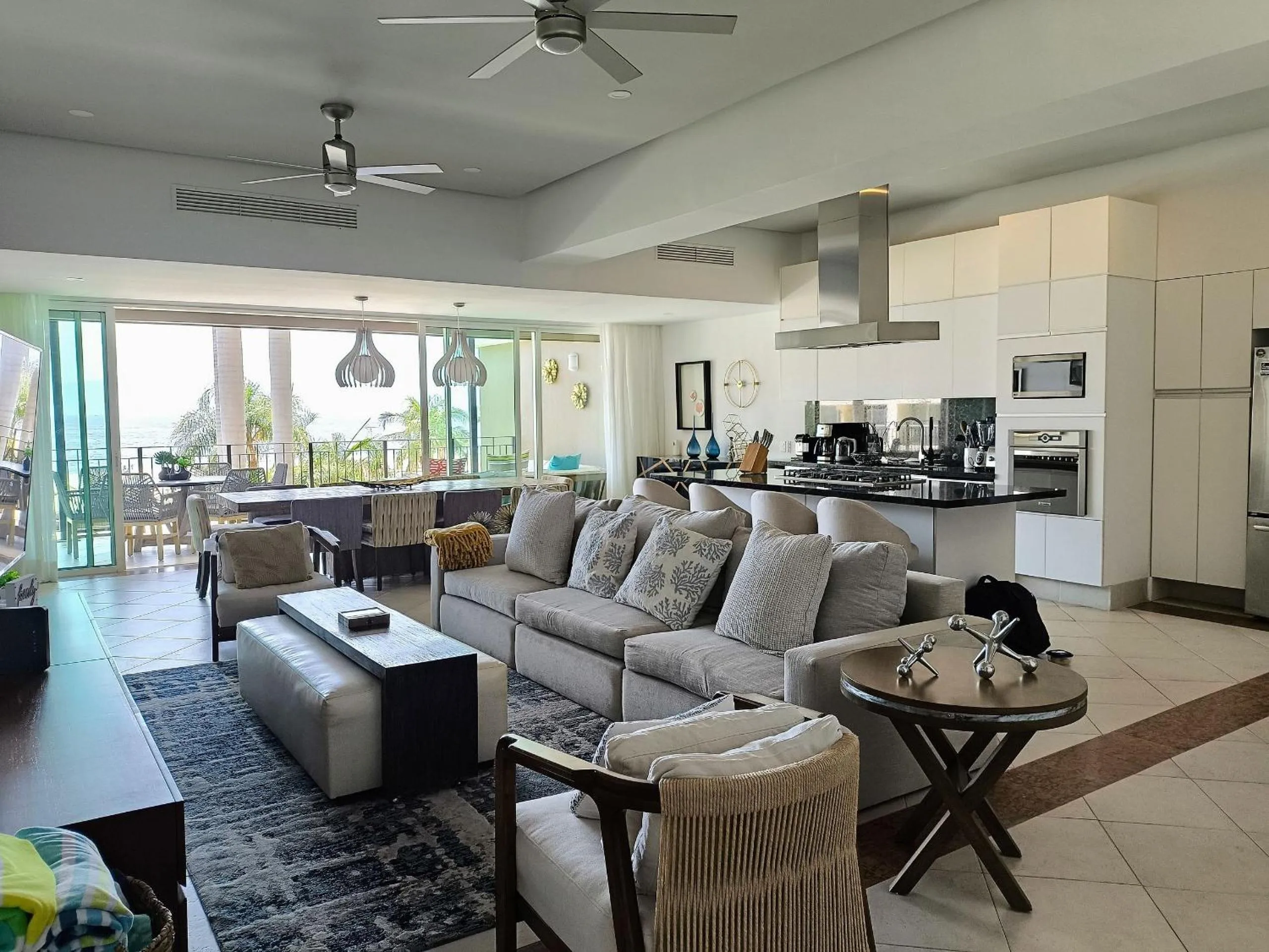 Living room in Grand Venetian Comfort