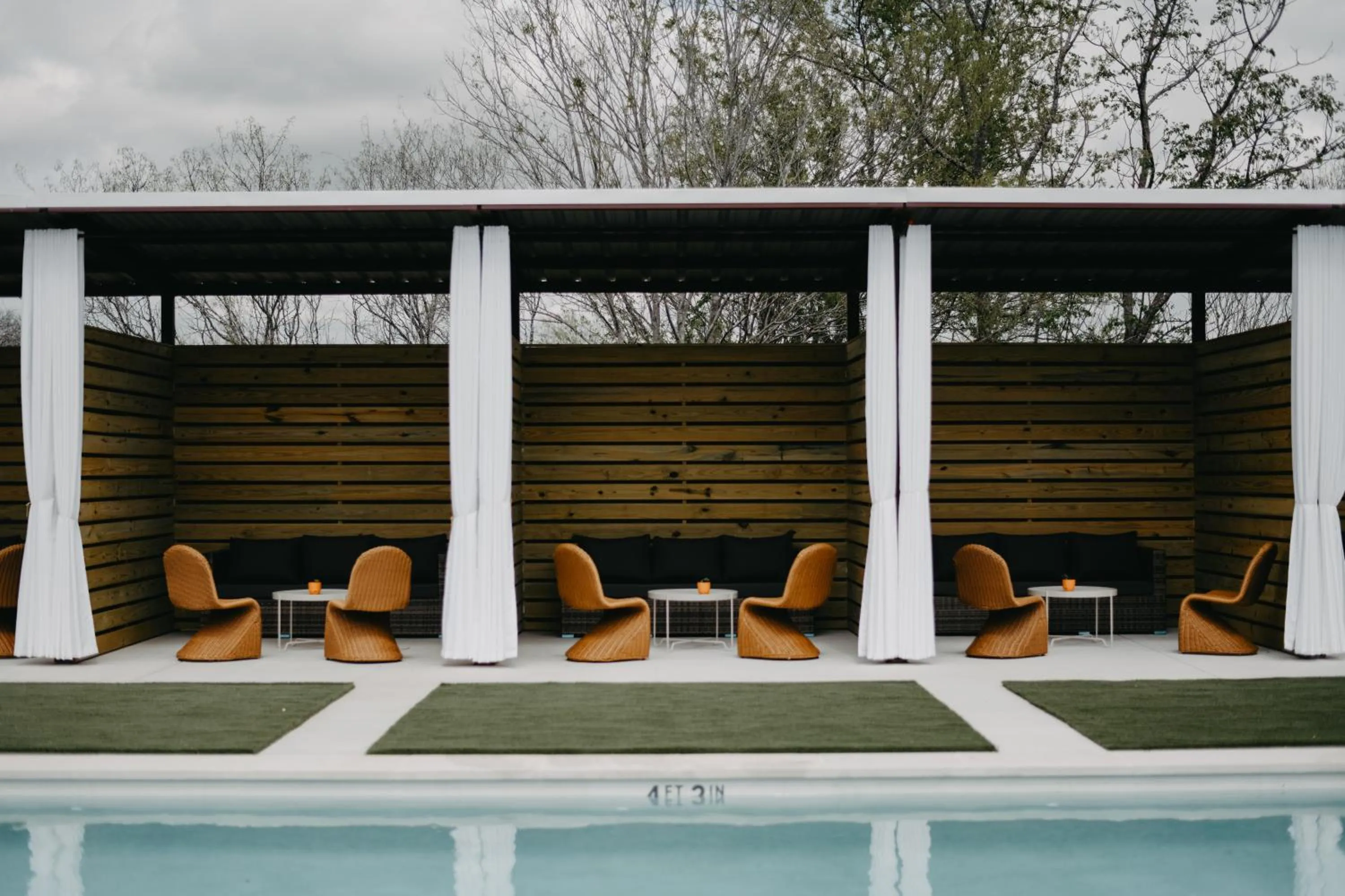 Melrose River Club Resort