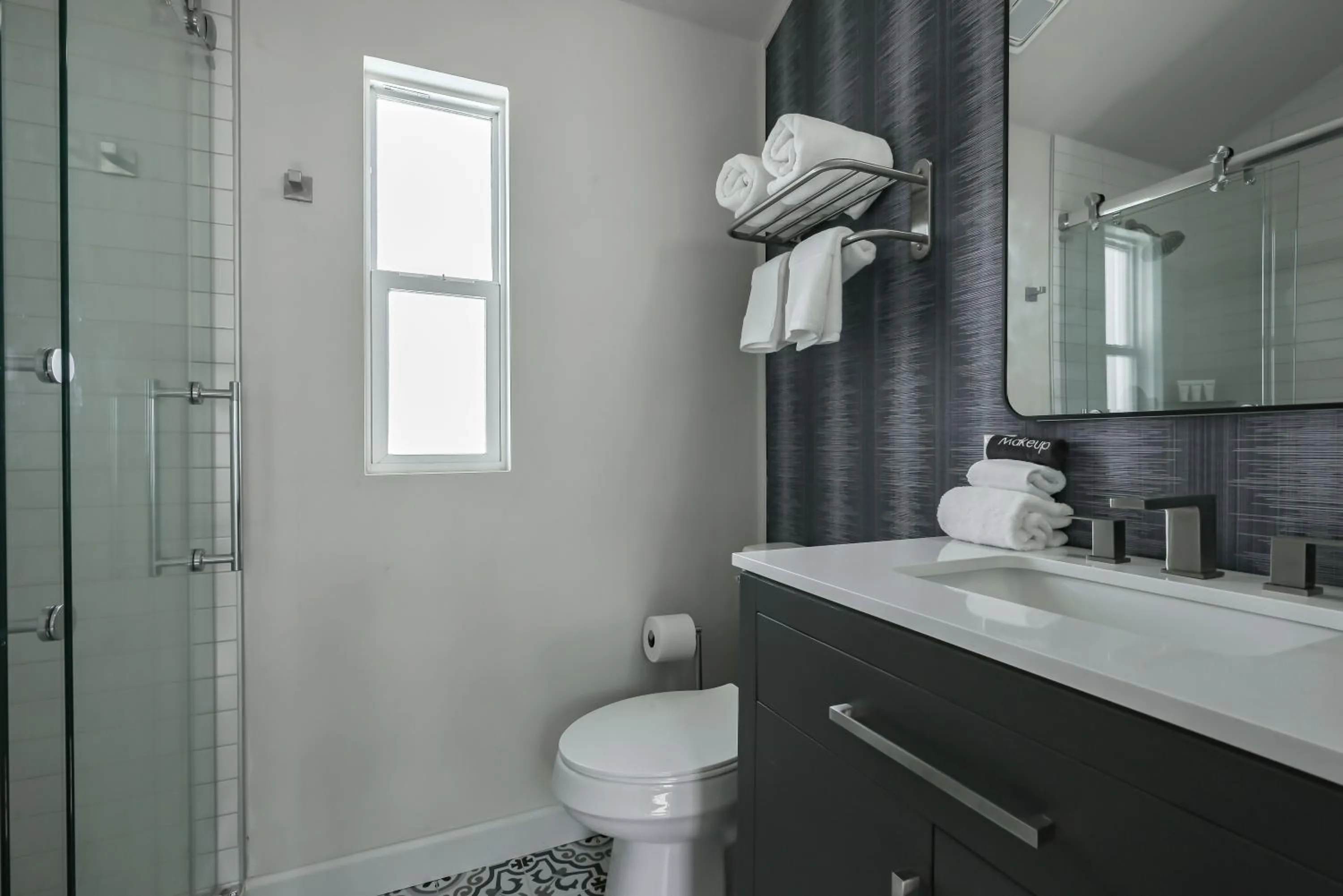 Bathroom in Melrose River Club Resort