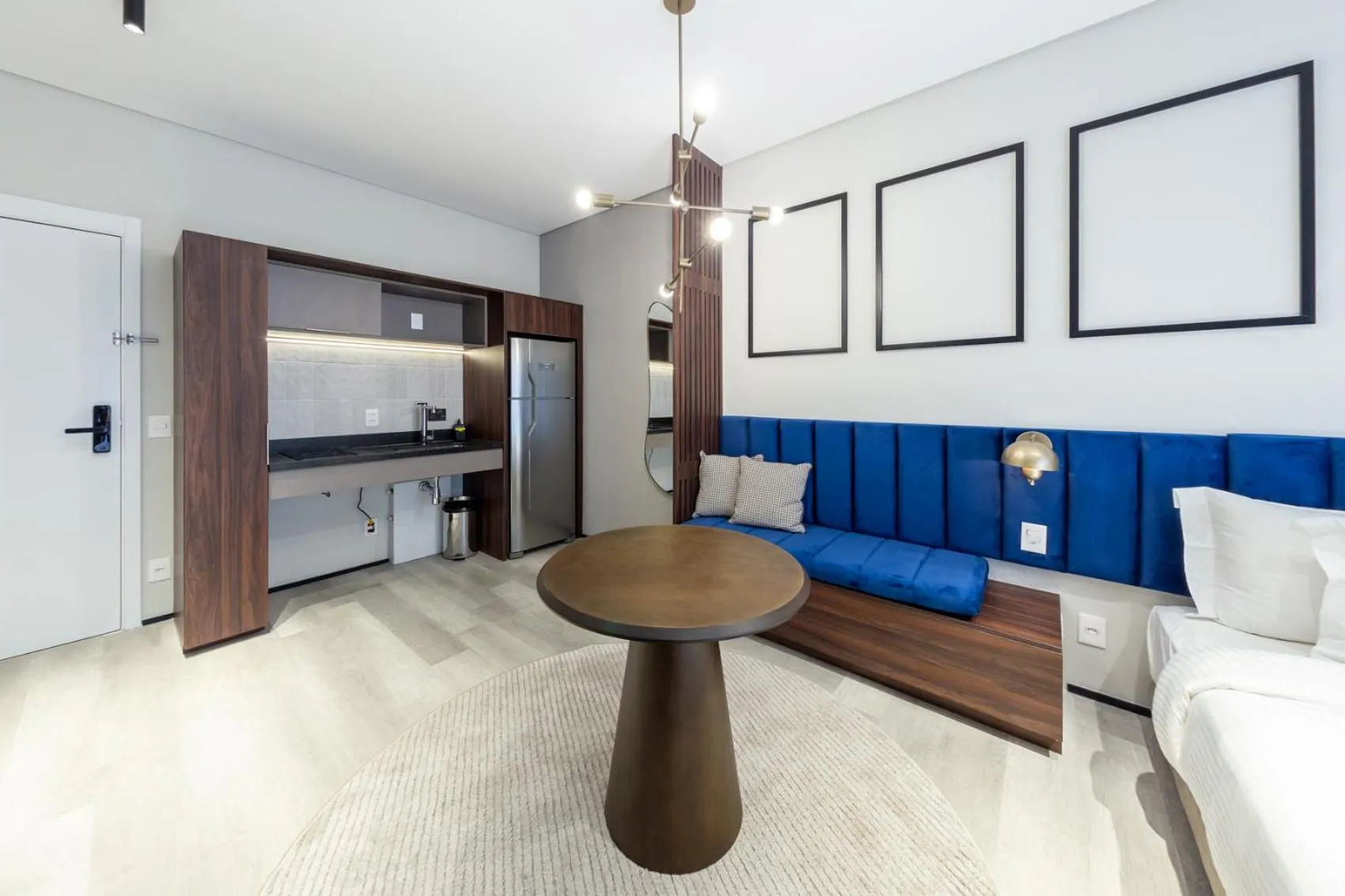 Kitchen or kitchenette in Charlie Ibirapuera - Perto da Bienal e Aeroporto CGH