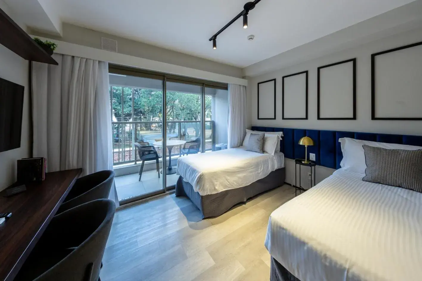 Standard Suite in Charlie On The Parc Ibirapuera Hotel Standard Suite in Charlie On The Parc Ibirapuera Hotel