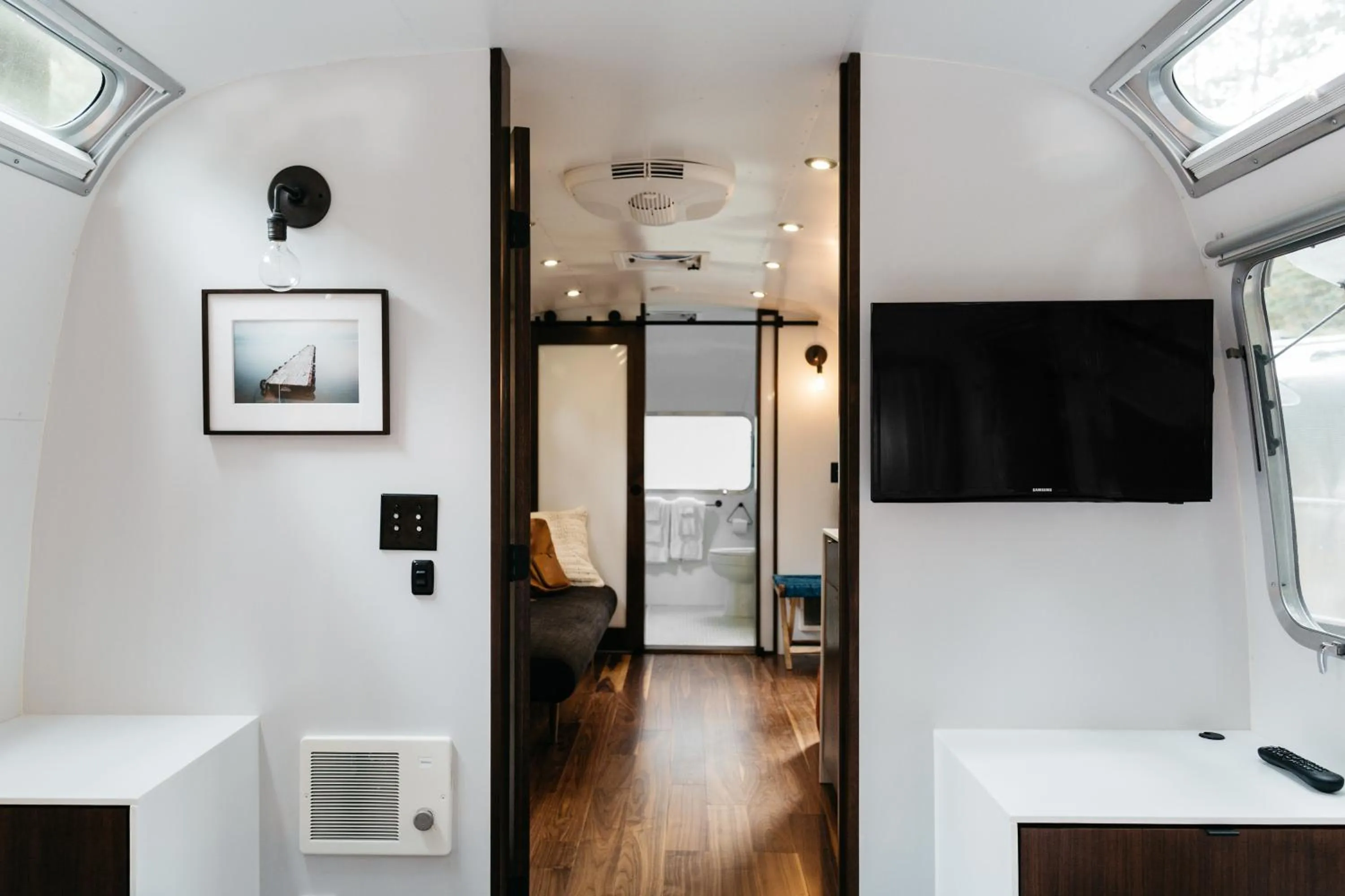 Bedroom in AutoCamp Sequoia