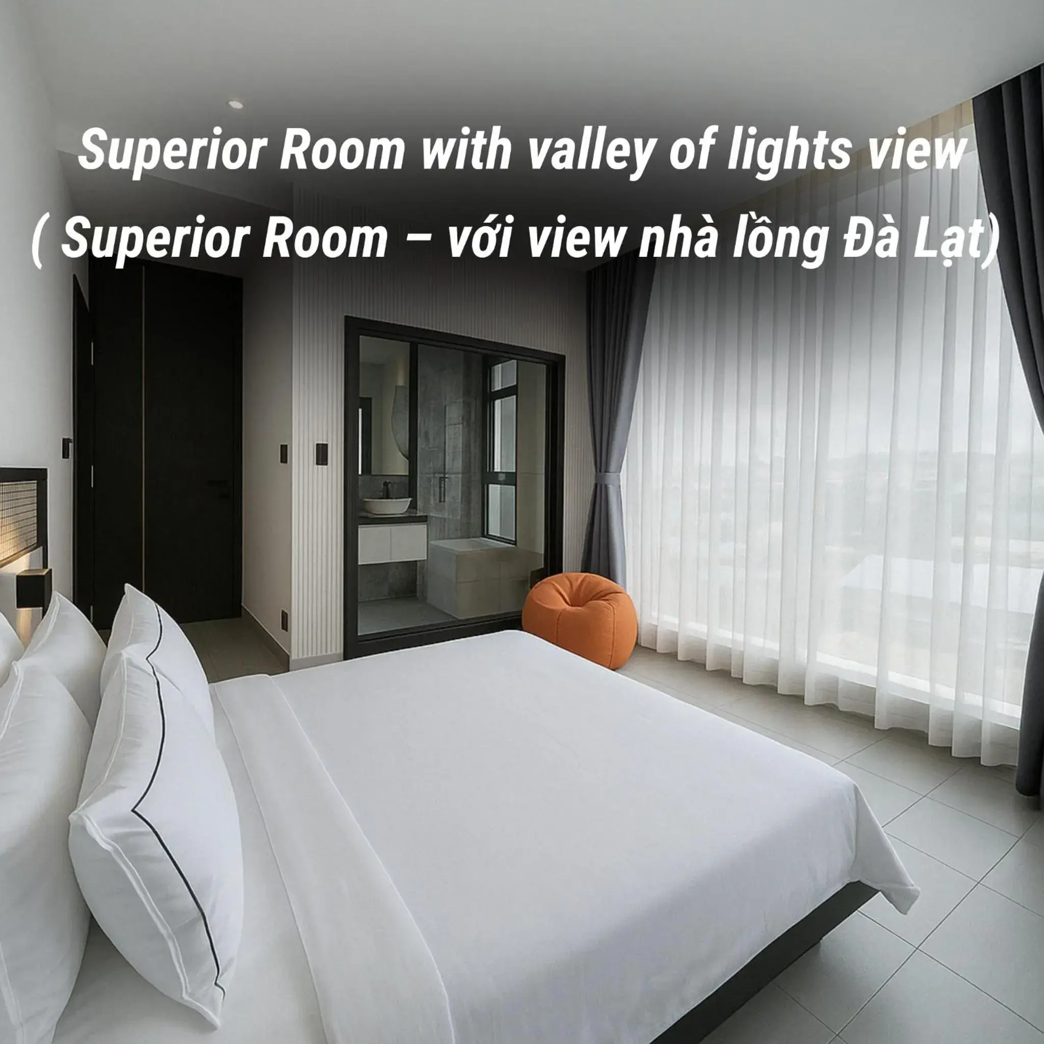 Superior King Room in LYN's HOTEL Superior King Room in LYN's HOTEL