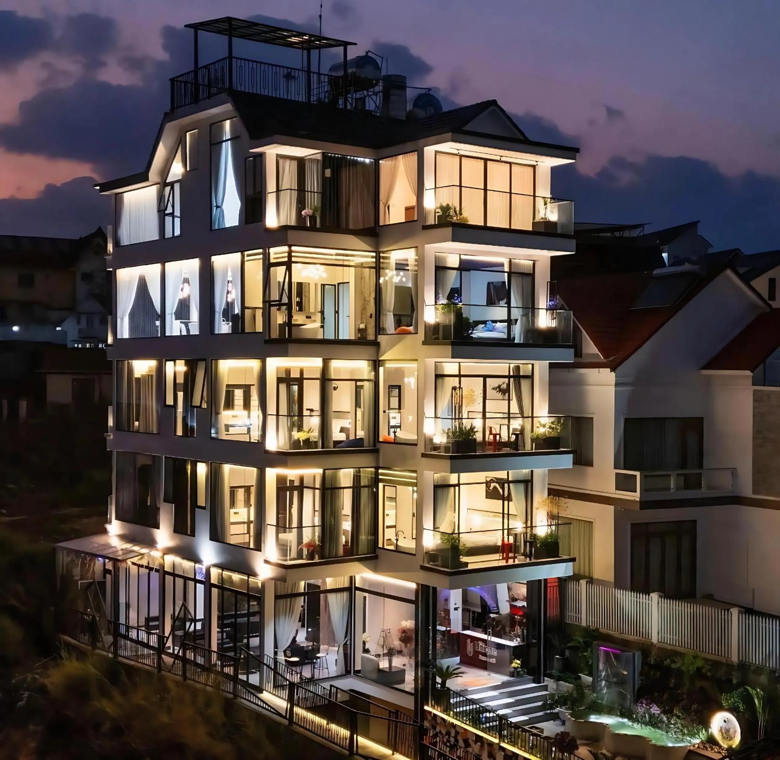 Property building in LYN's HOTEL