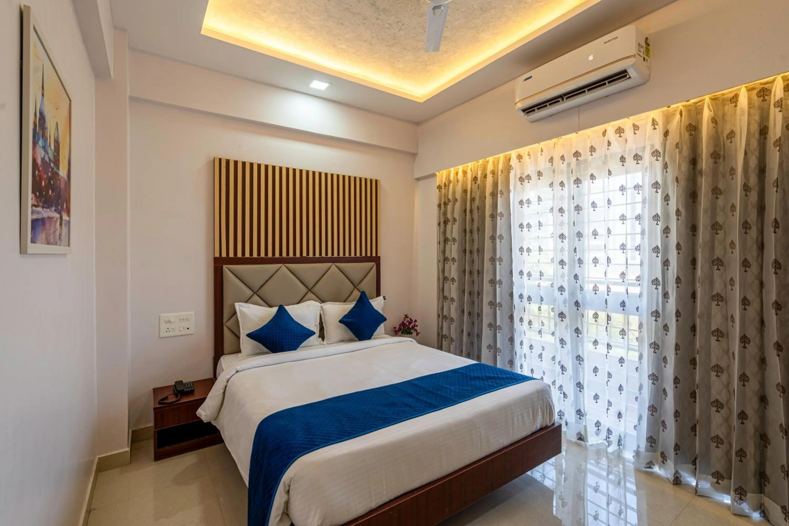 Bed in StayBird - Divine Suites, Business Hotel, Kharadi