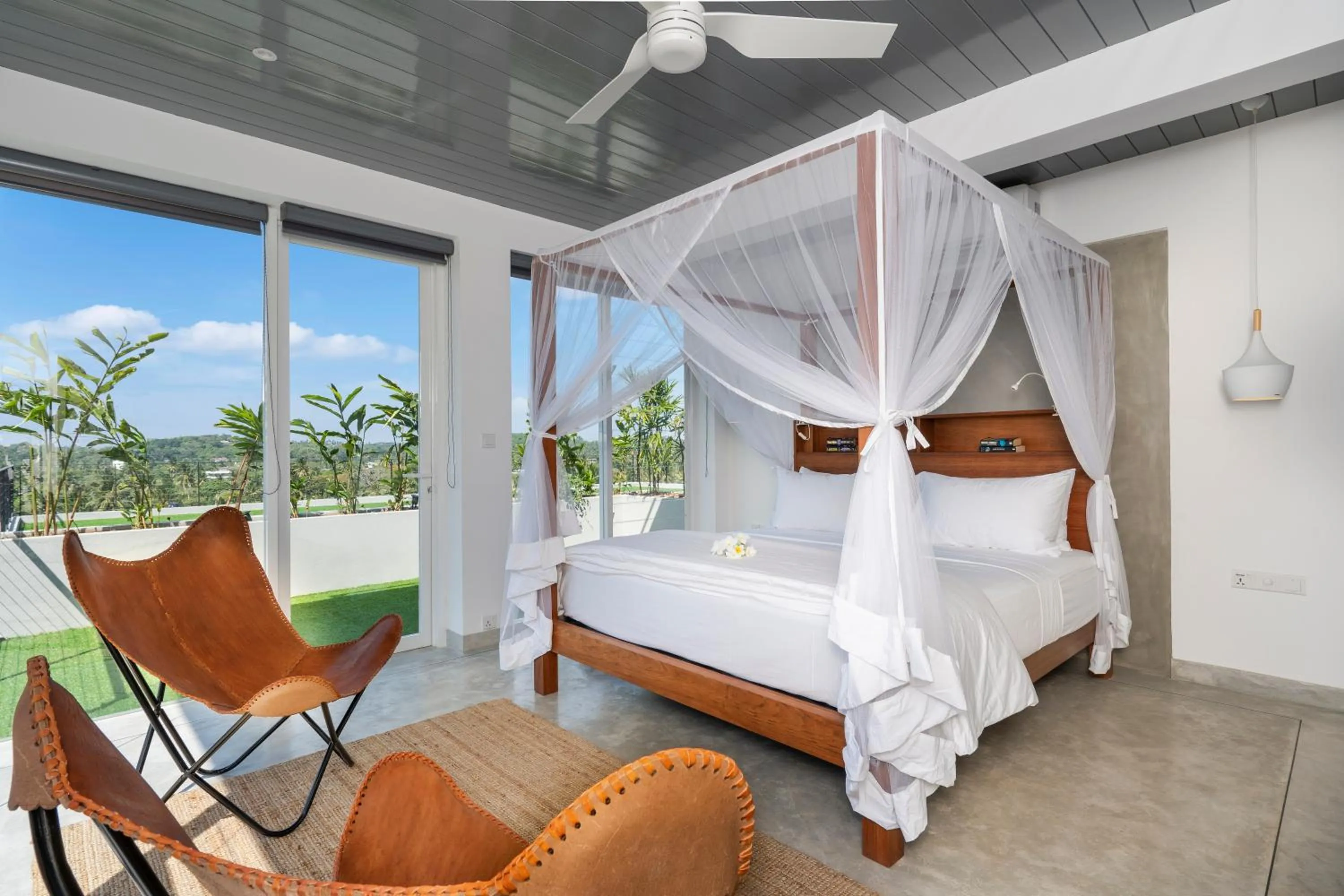 Bed in The Nine Mirissa