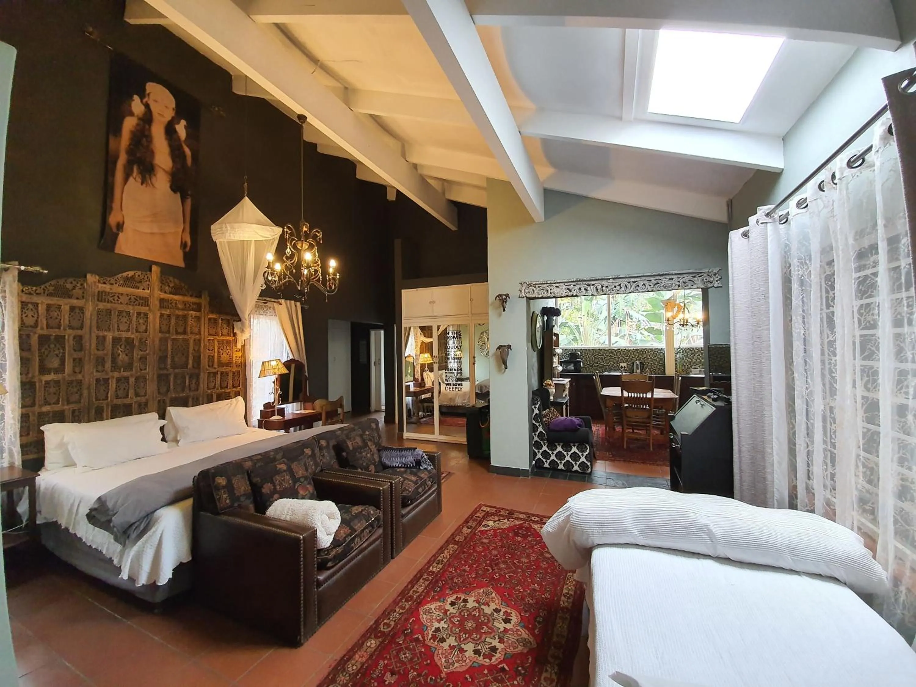 Bed in Waterhouse Guest Lodge - Indus Street