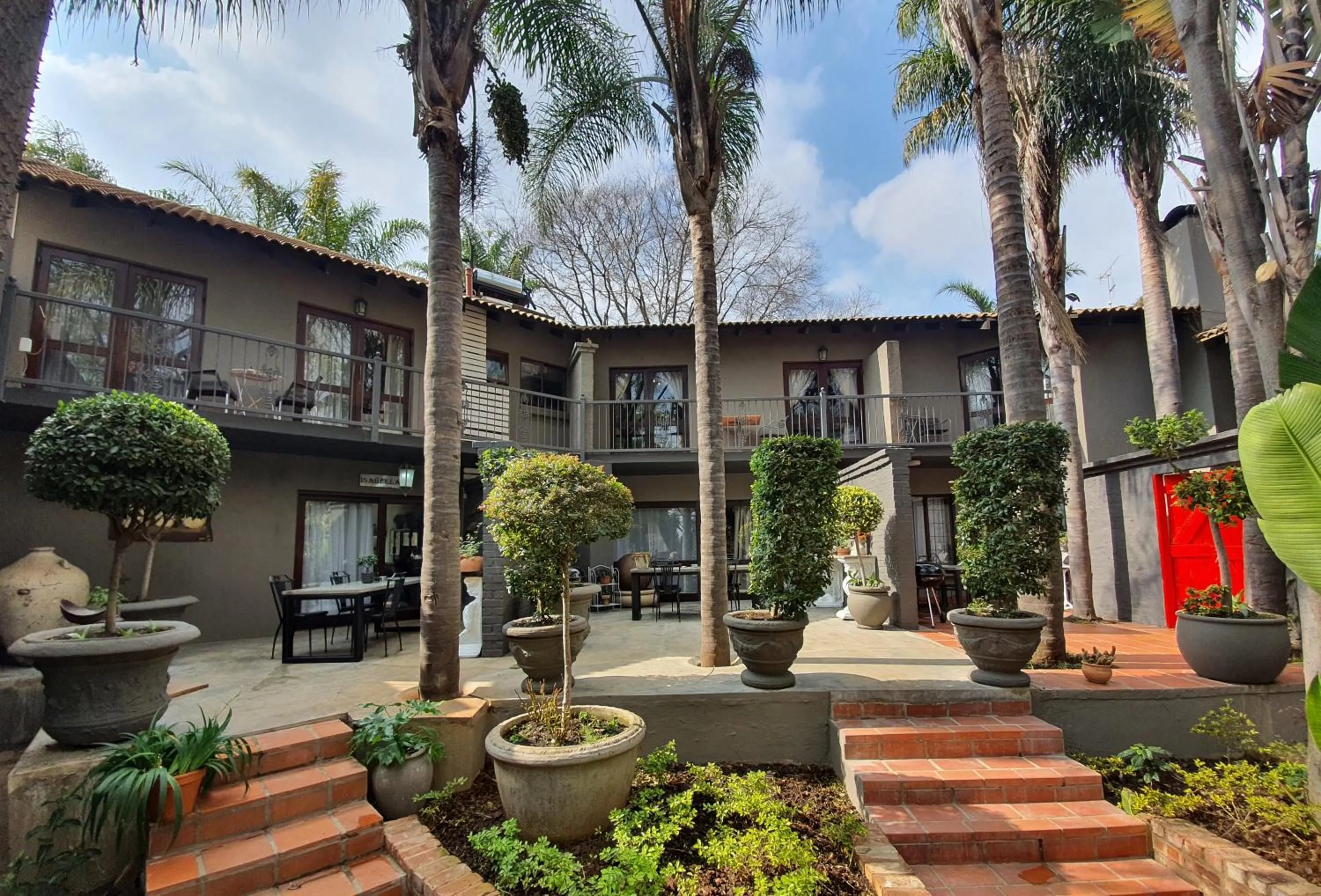 Waterhouse Guest Lodge - Indus Street