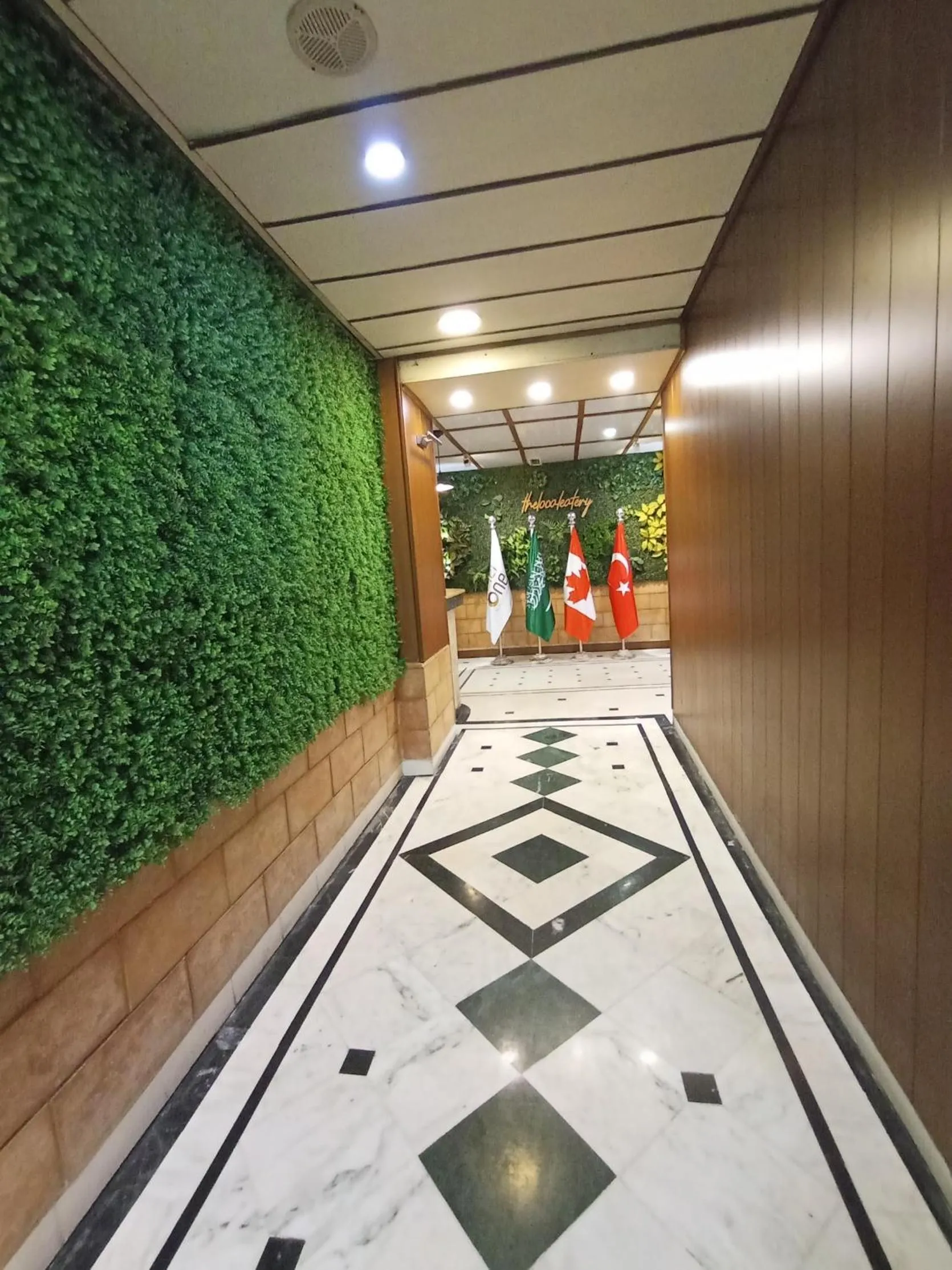 Restaurant/places to eat in Hotel One Karachi