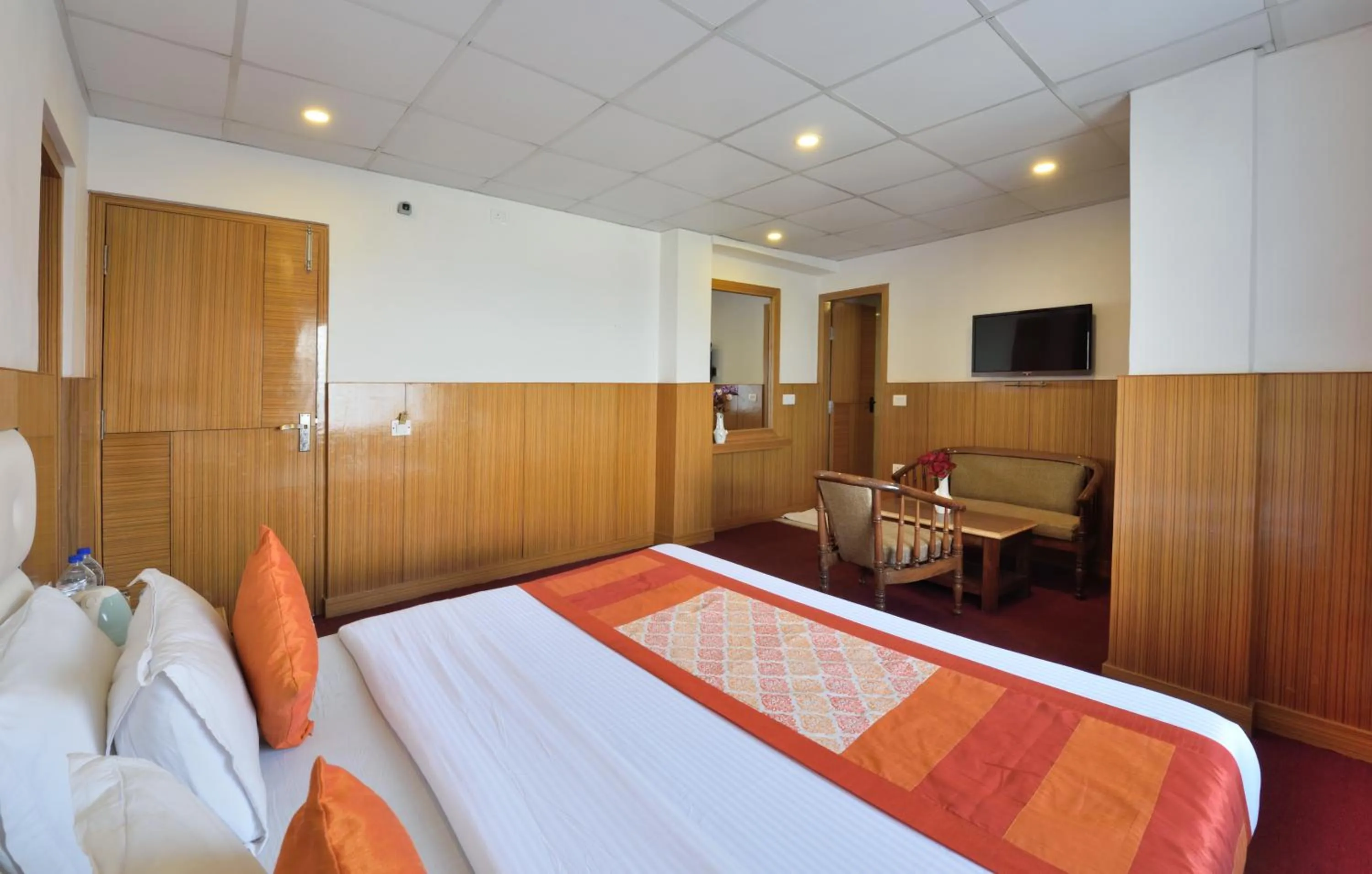 Galleu Hill Resort, Kufri Himalayan view resort