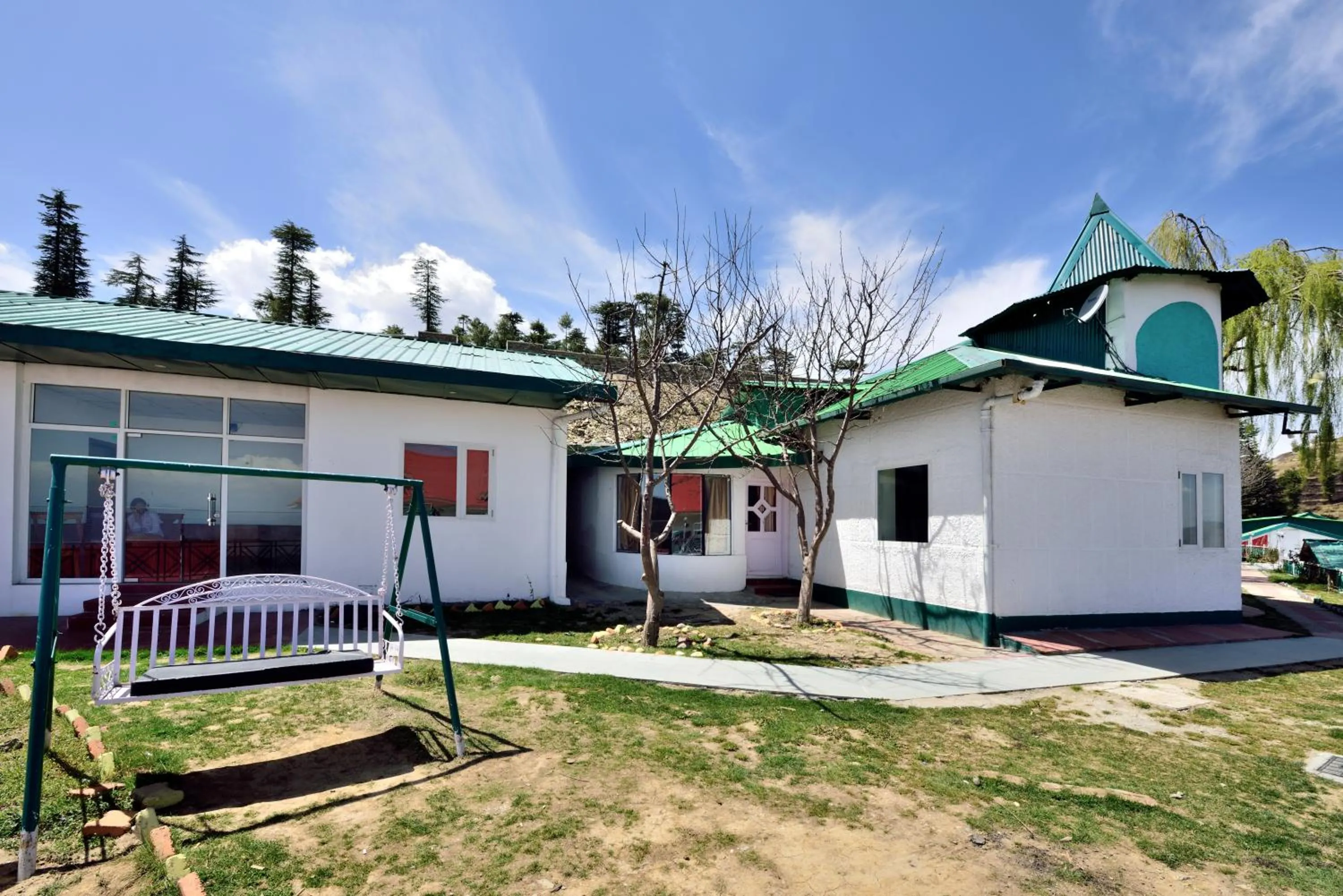 Galleu Hill Resort, Kufri Himalayan view resort