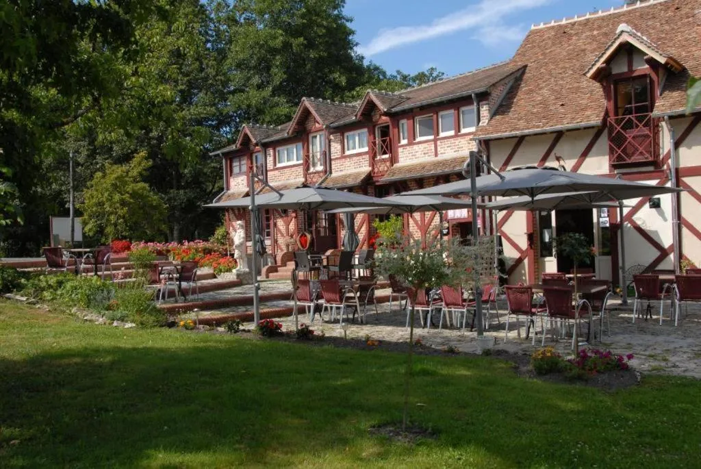 Garden in Hotel Moulin de Villiers