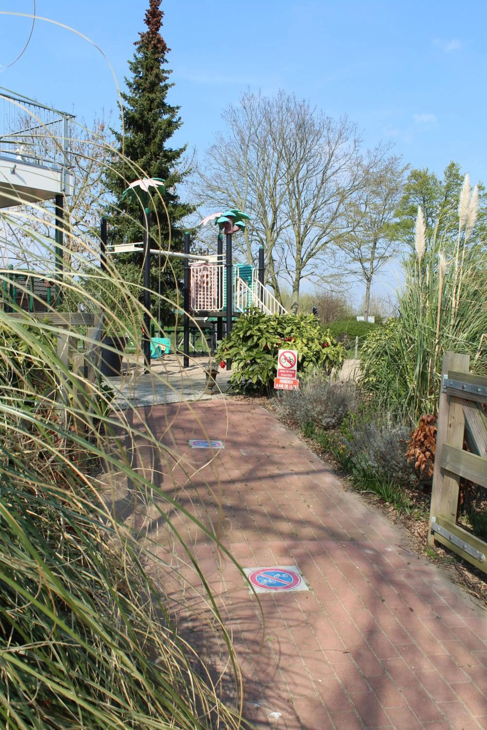 Facade/entrance in de Brabantse Biesbosch