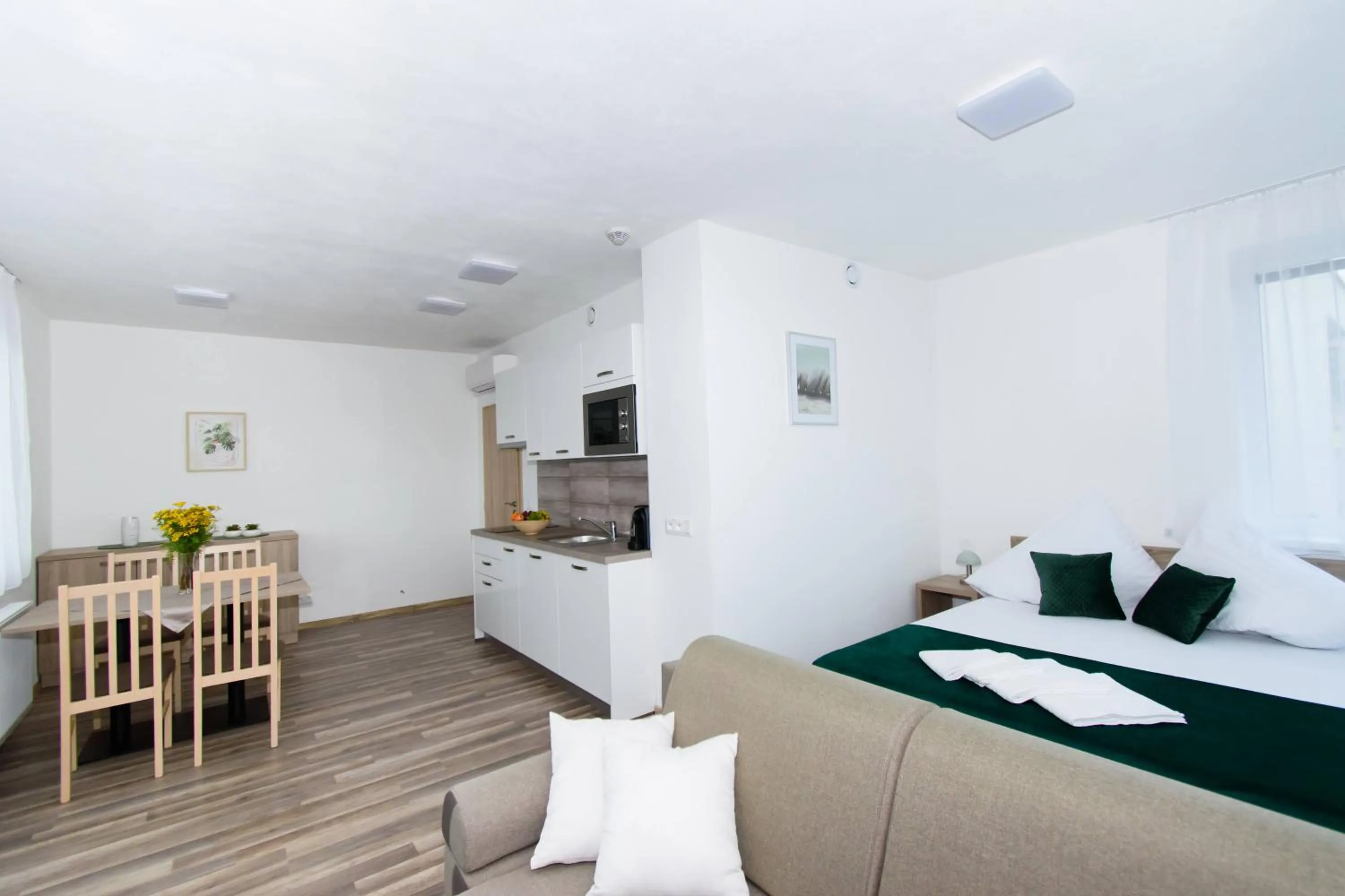 Bed in Solid Gold Garni Hotel