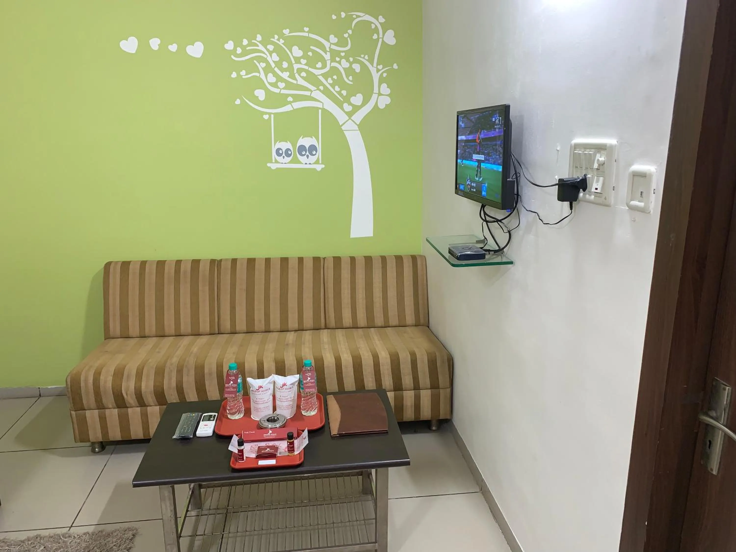 TV and multimedia in Hotel JK Lions - Koradi, Nagpur