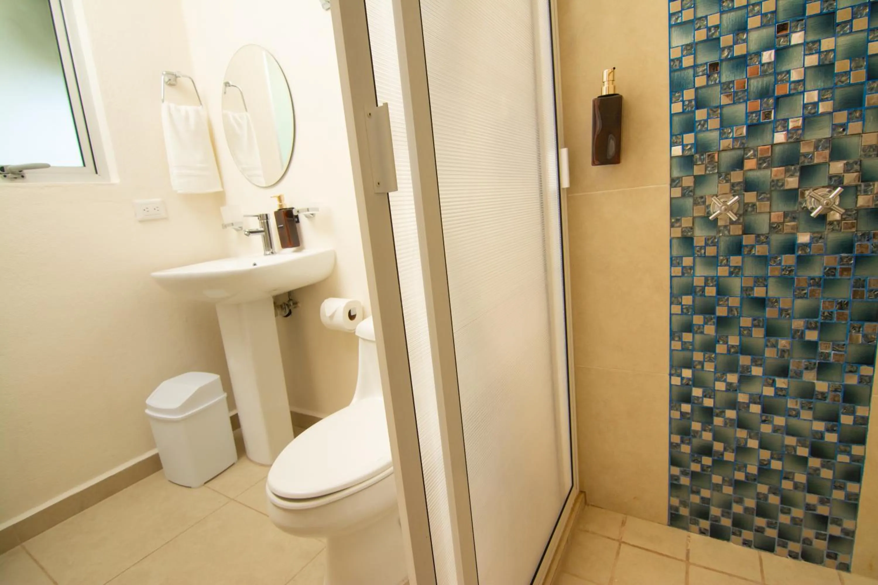 Toilet in Ma-Jo Sayulita Hotel