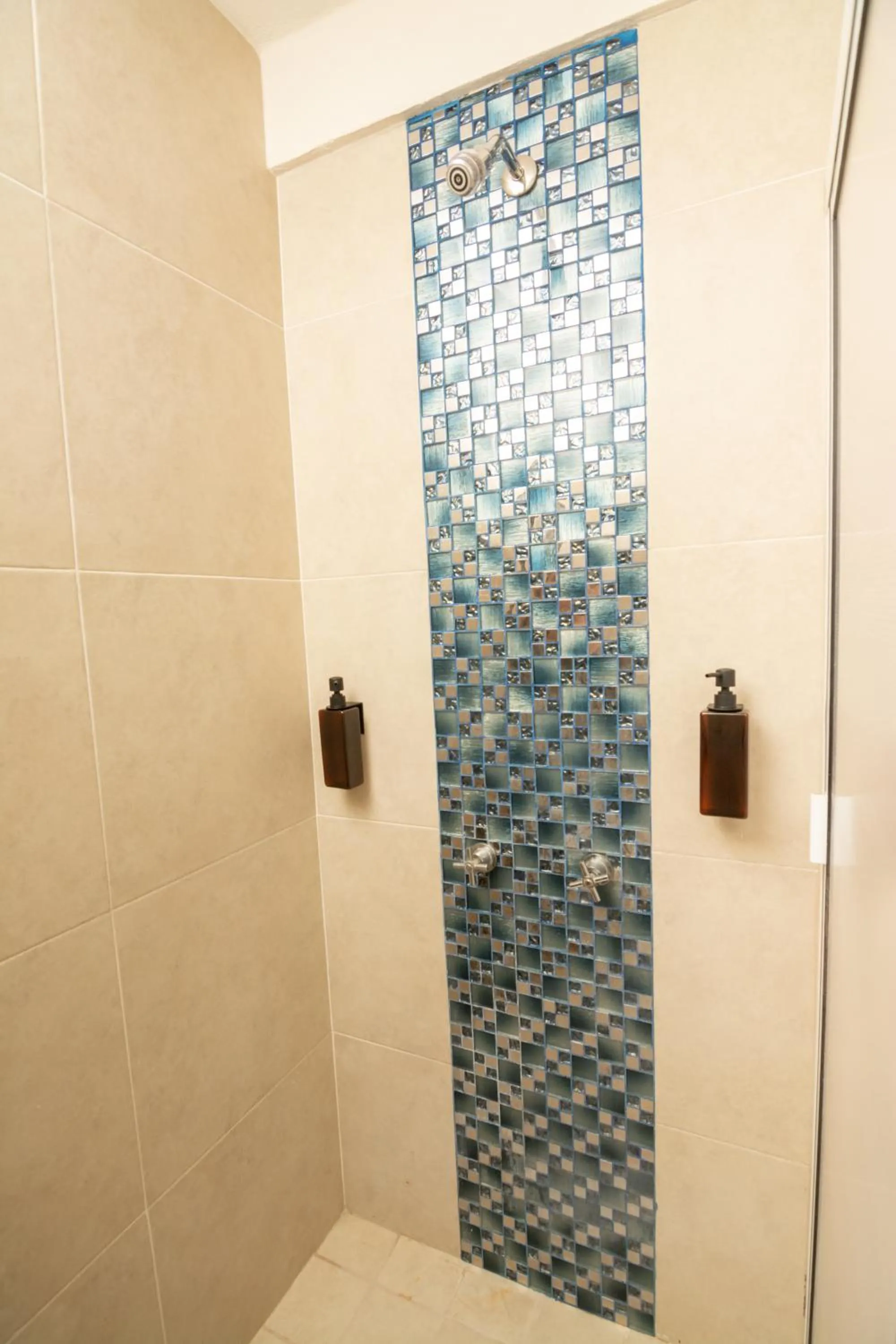 Shower in Ma-Jo Sayulita Hotel