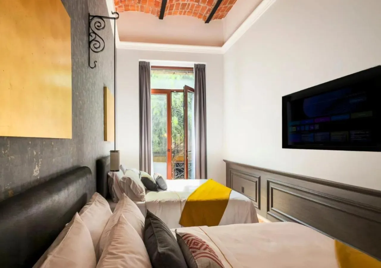 Deluxe Twin Room in Hotel Bellas Artes