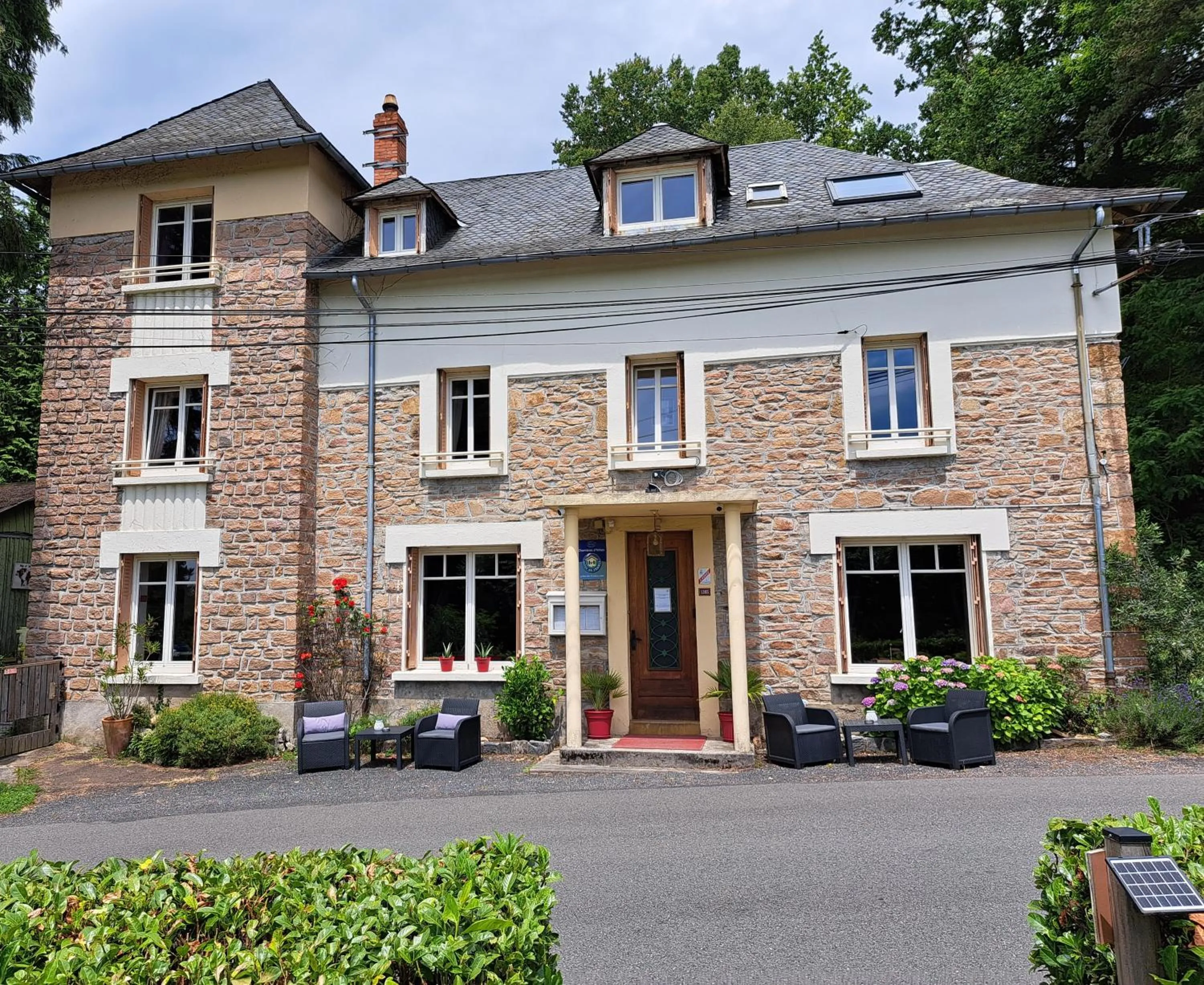 Property building in B&B Le Saut de la Bergère
