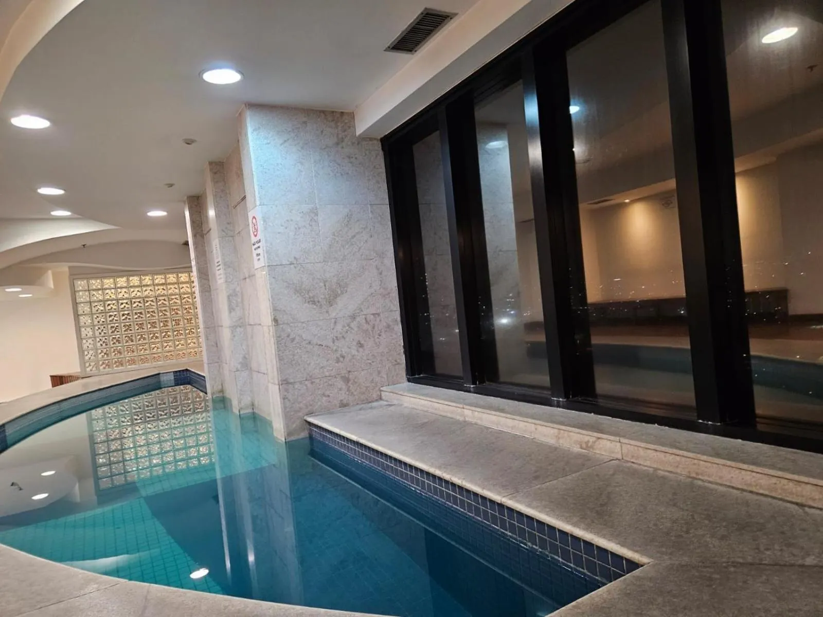 Pool view in Flat Hotel Slaviero Guarulhos