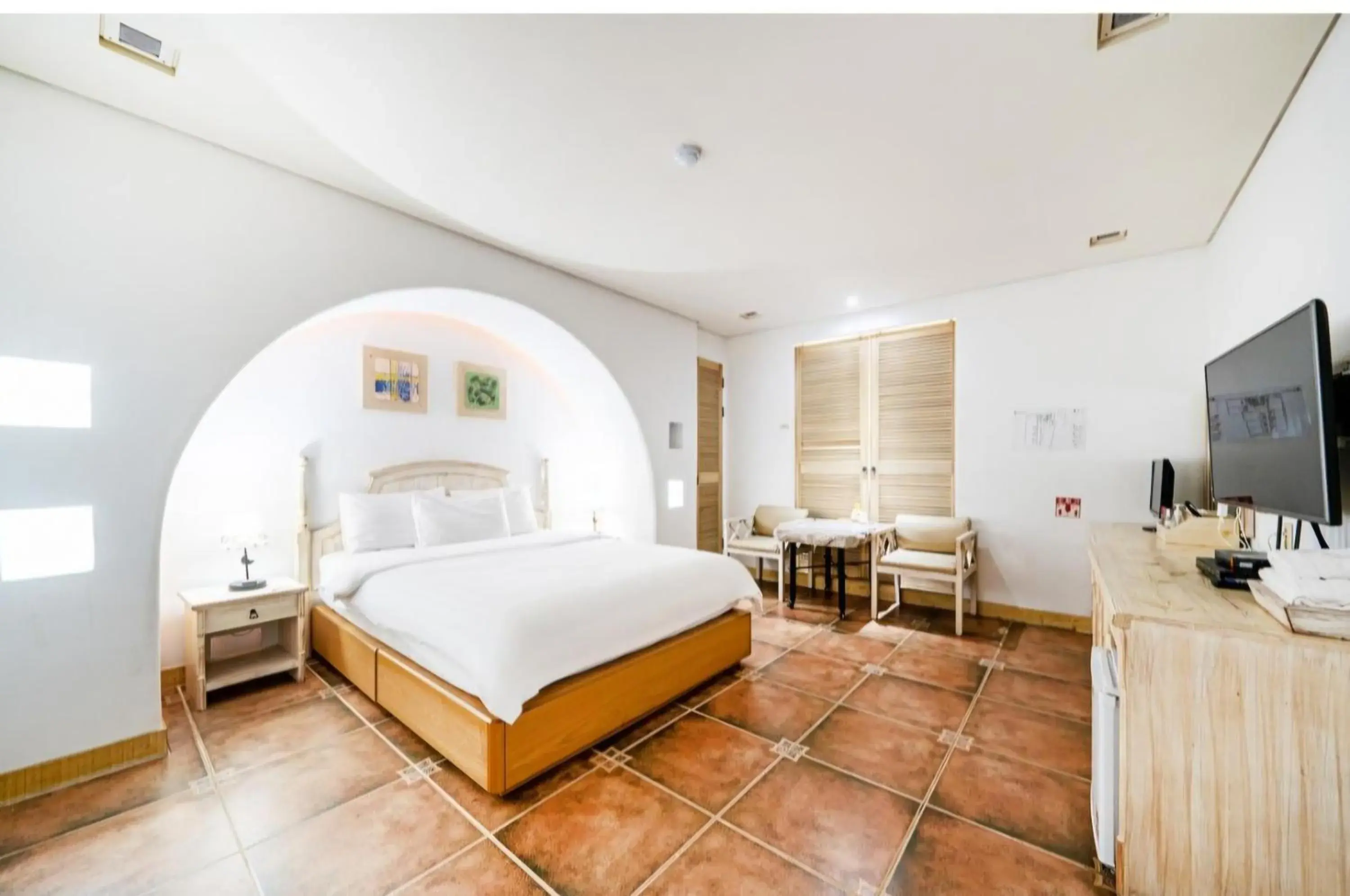 Deluxe Room in Asan Paradise Deluxe Room in Asan Paradise