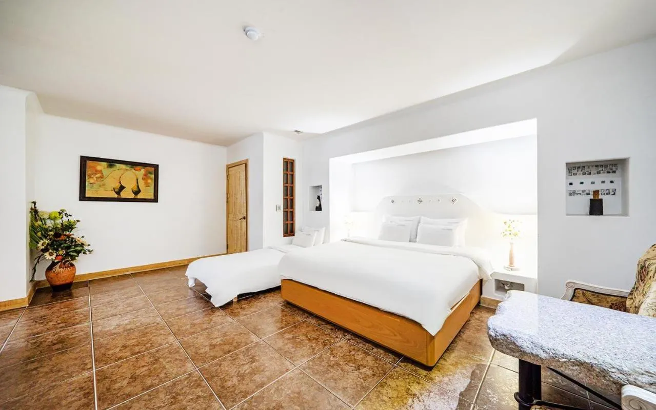 Bed in Asan Paradise