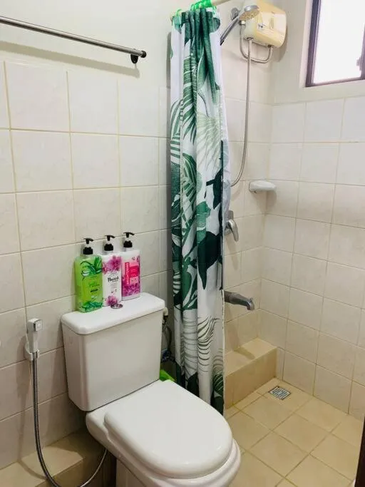 *Accessible 2BR condo close to SM Marikina/LRT 2*