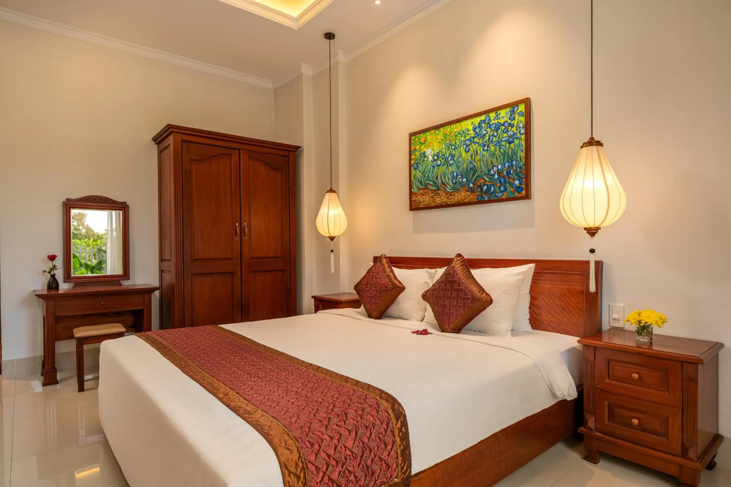 Bed in Iris De Villa Hoi An