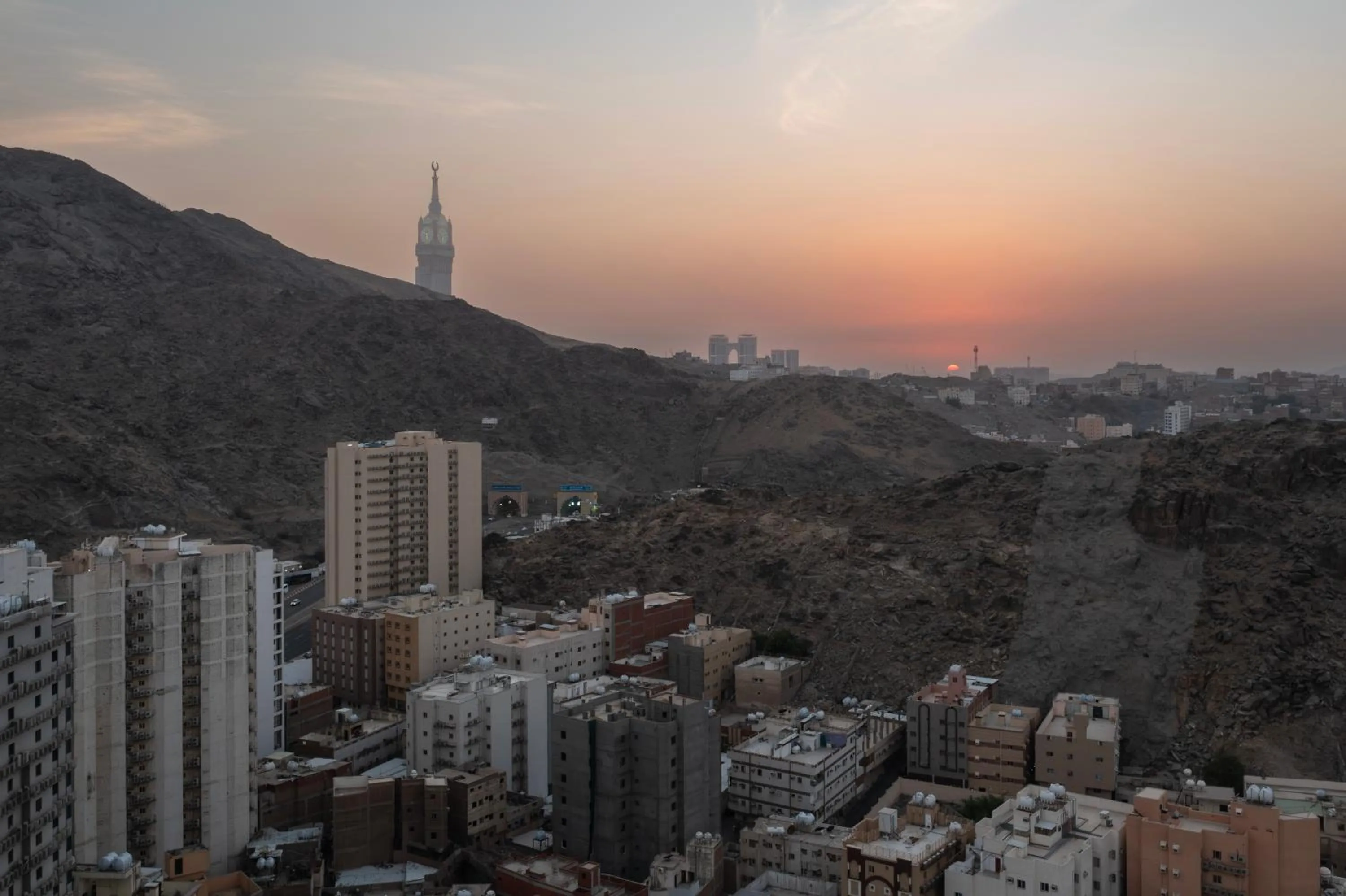 Mountain view in Mahd Al Resala 1 Hotel