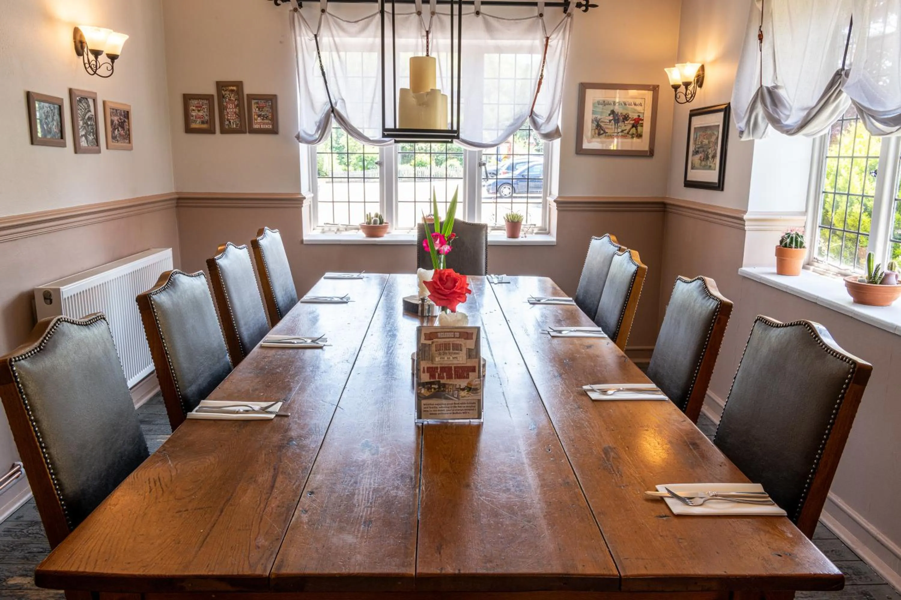 Business facilities in Buffalo Bill's