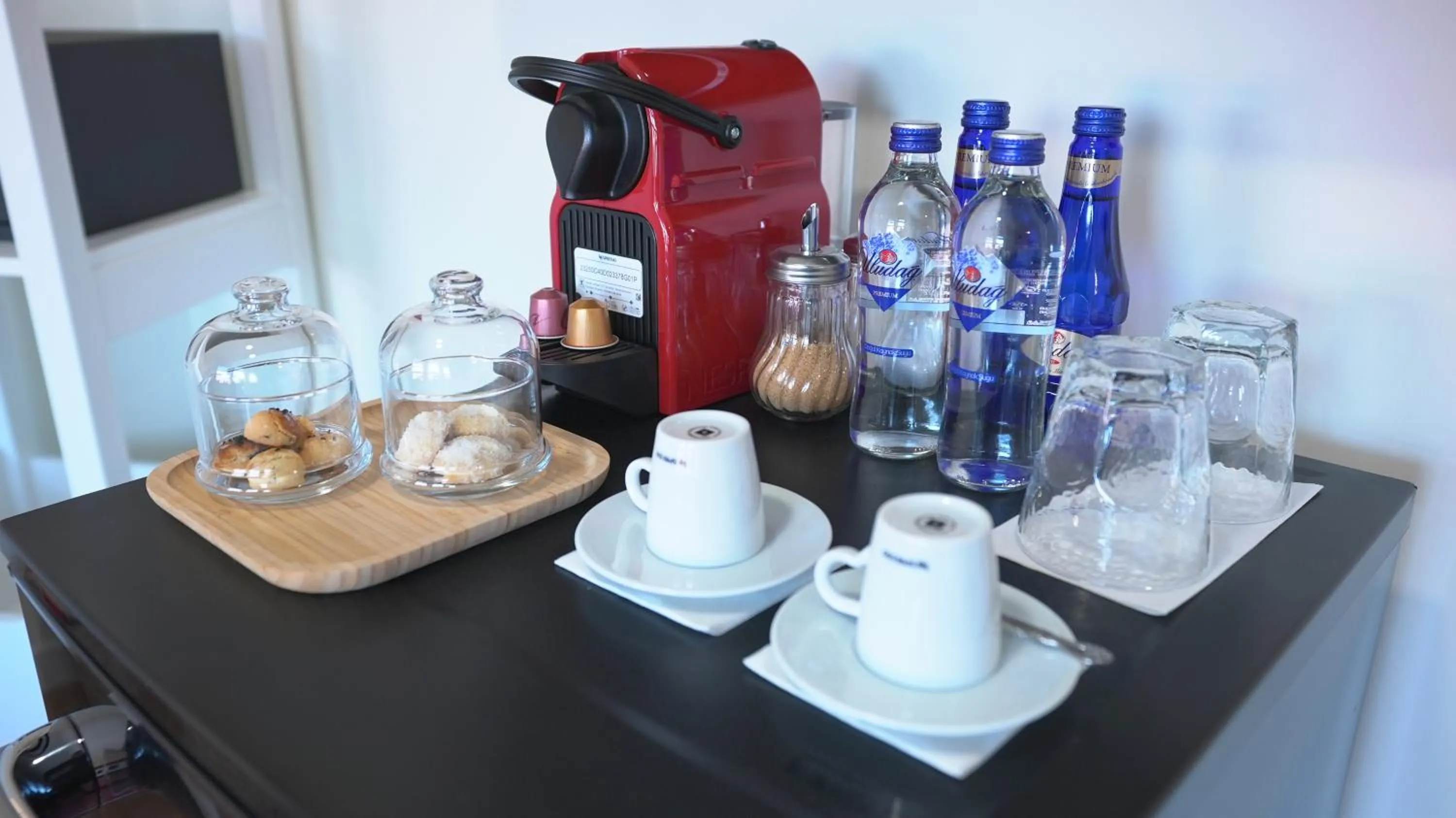 Coffee/tea facilities in Pertevniyal Aziziye Hotel
