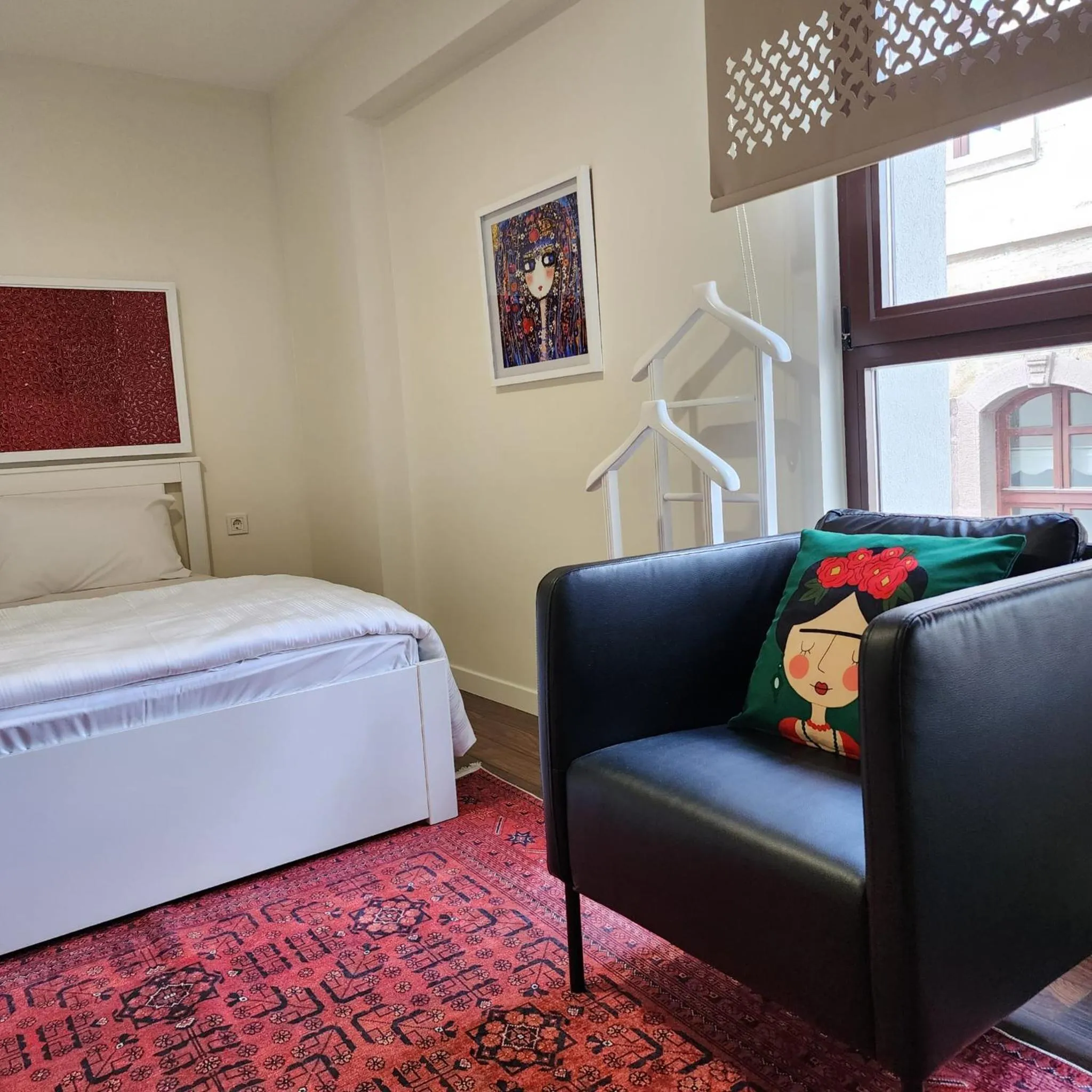 Bed in Pertevniyal Aziziye Hotel