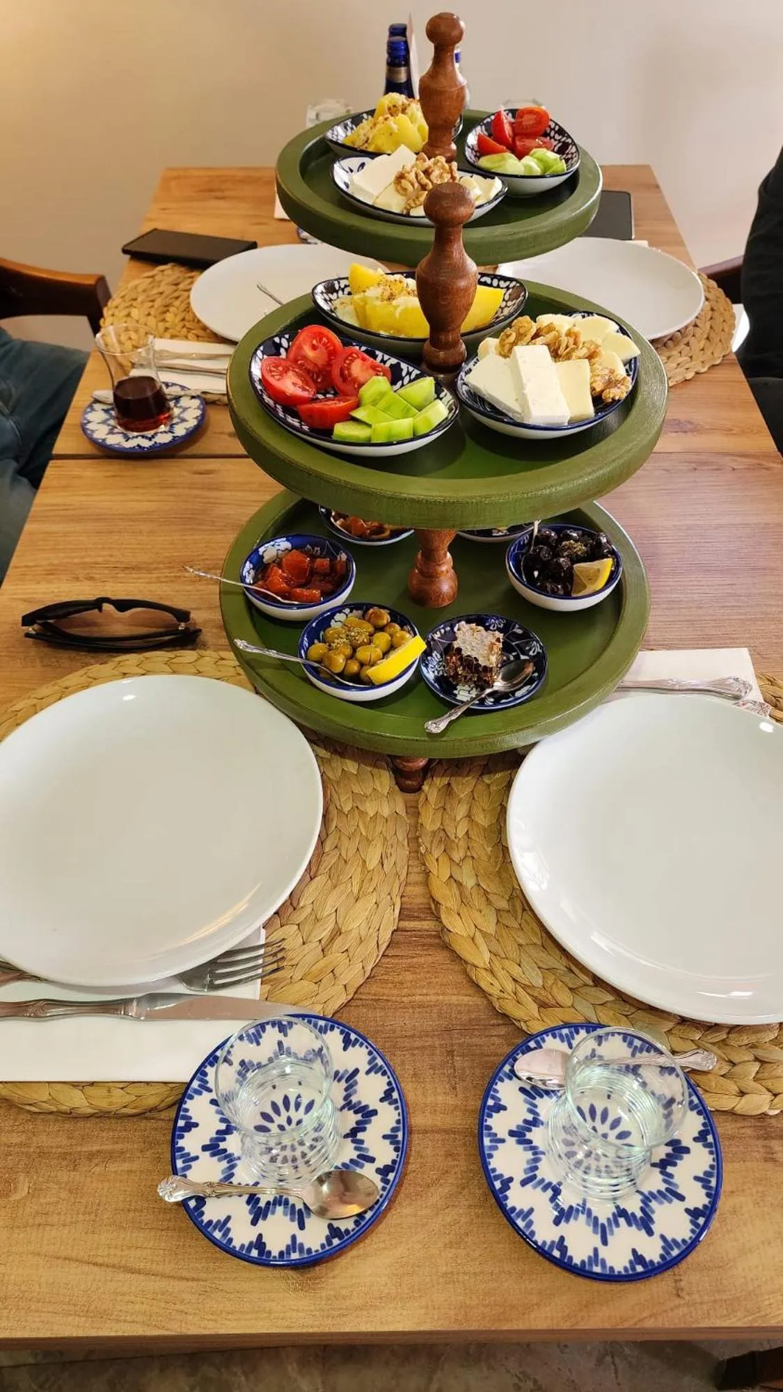 Food and drinks in Pertevniyal Aziziye Hotel