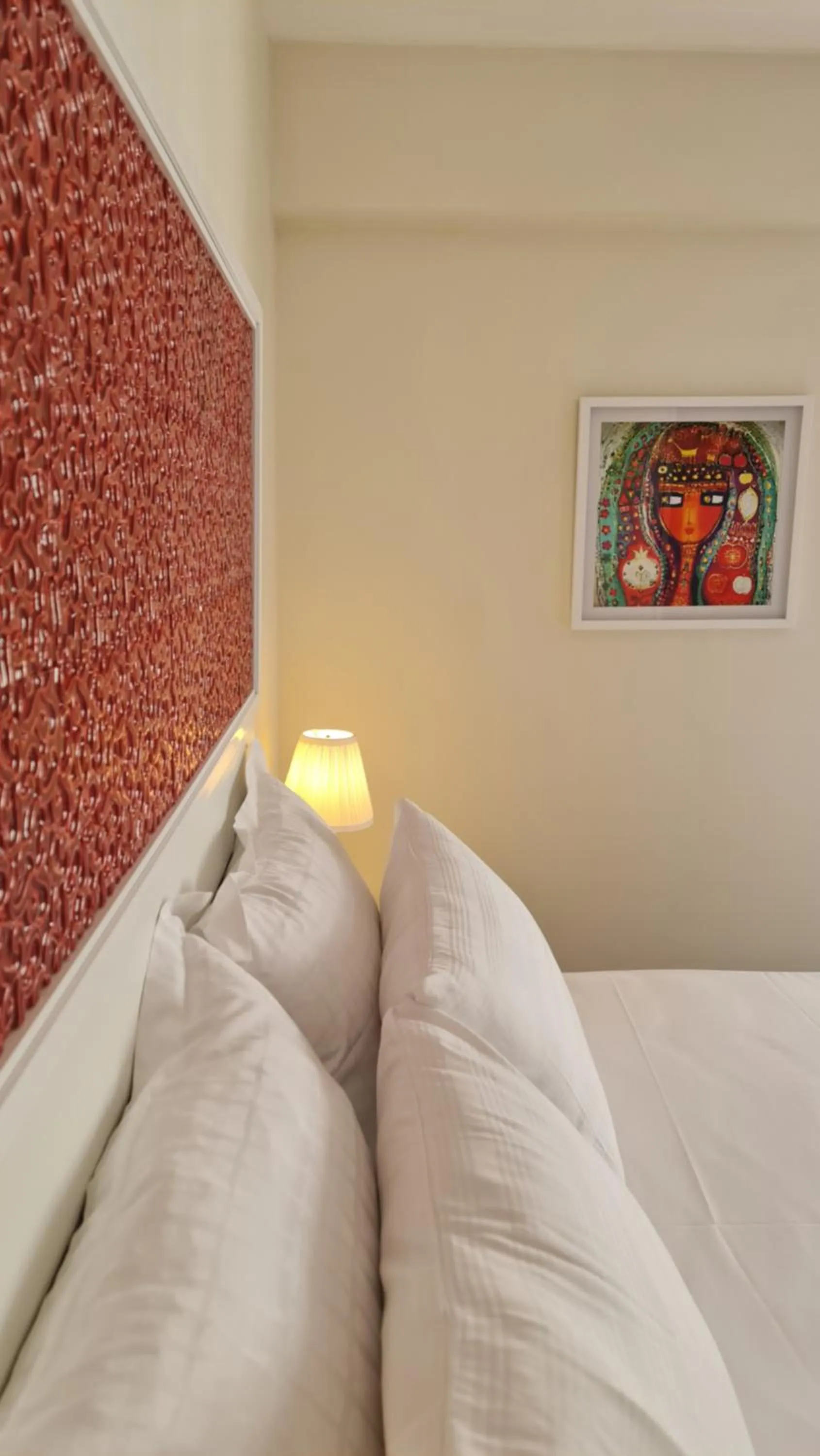 Bed in Pertevniyal Aziziye Hotel