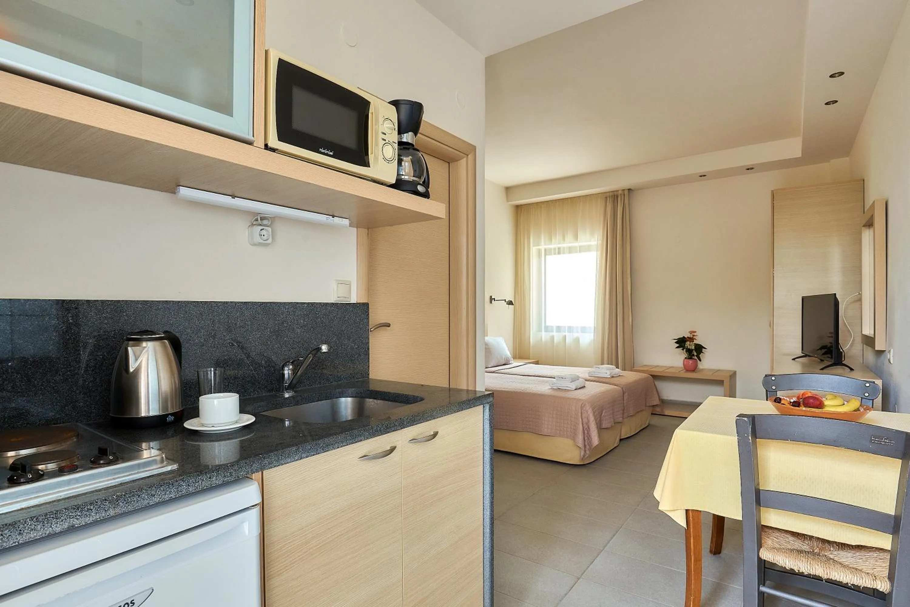 Pool view, Bed in Creteco Hotel & Suites