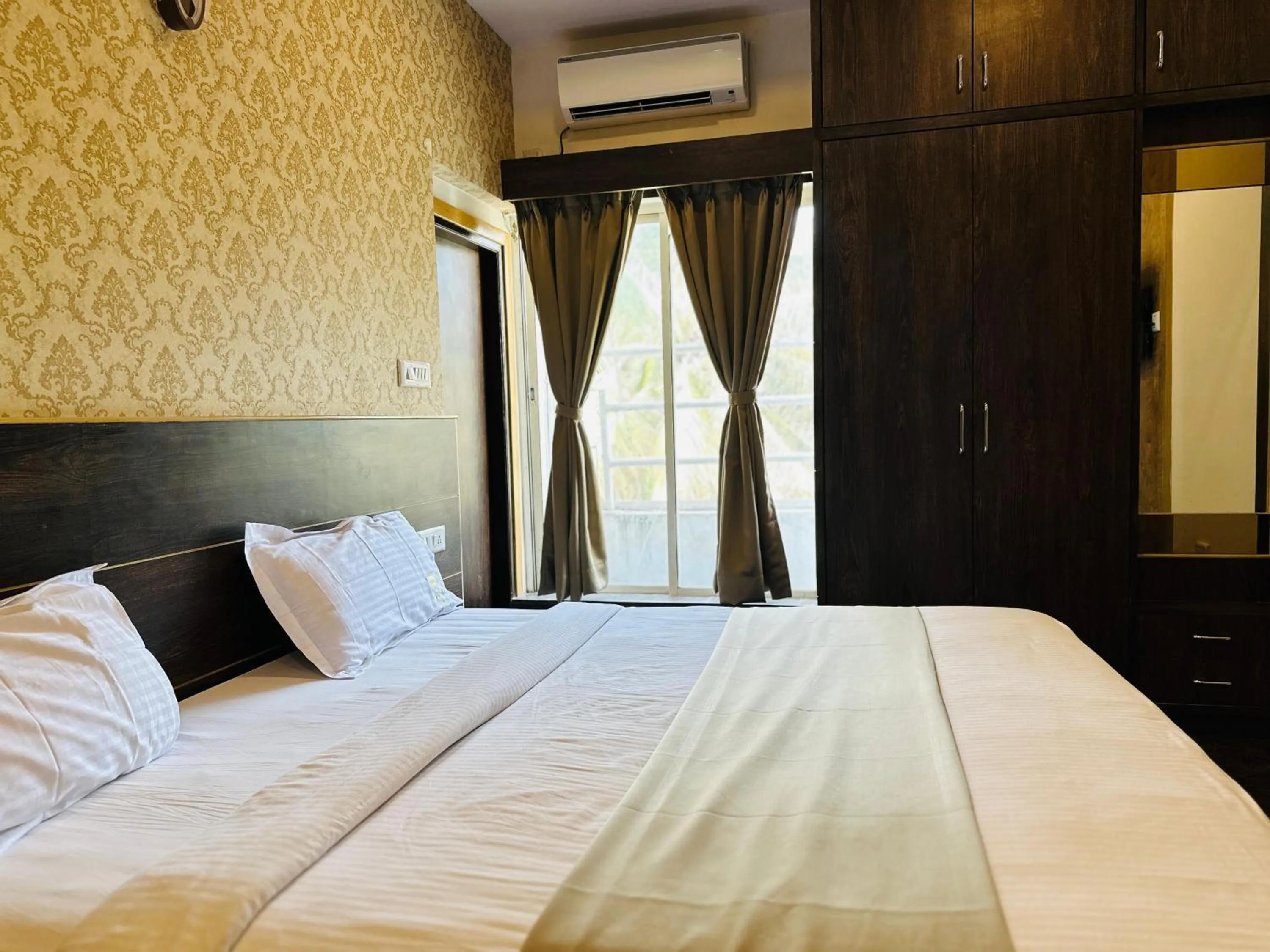 Bed in Hotel Classio Koramagala