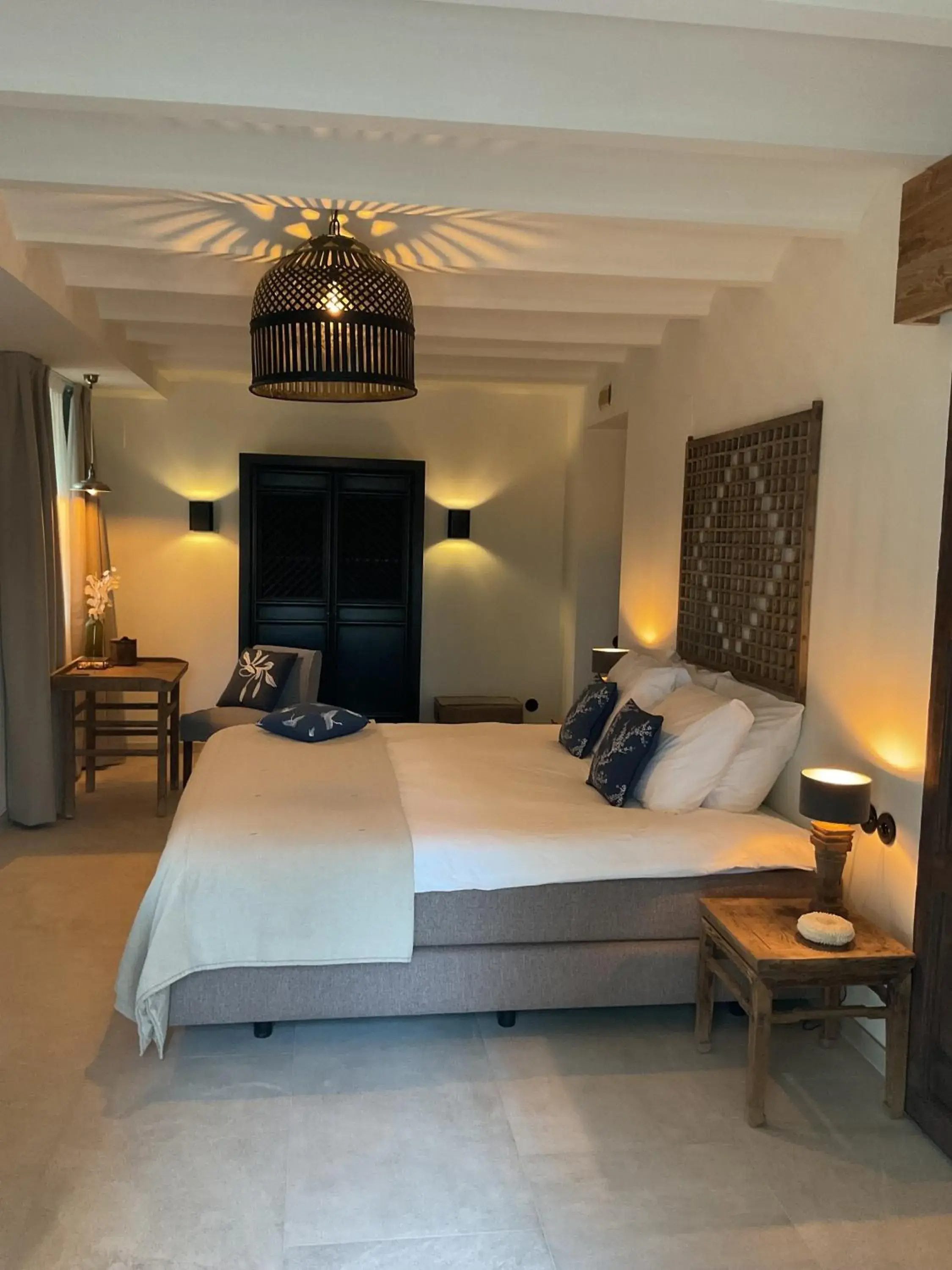 Deluxe Double Room with Bath in Hotel Finca La Mixtura, Restaurant Mélange Deluxe Double Room with Bath in Hotel Finca La Mixtura, Restaurant Mélange