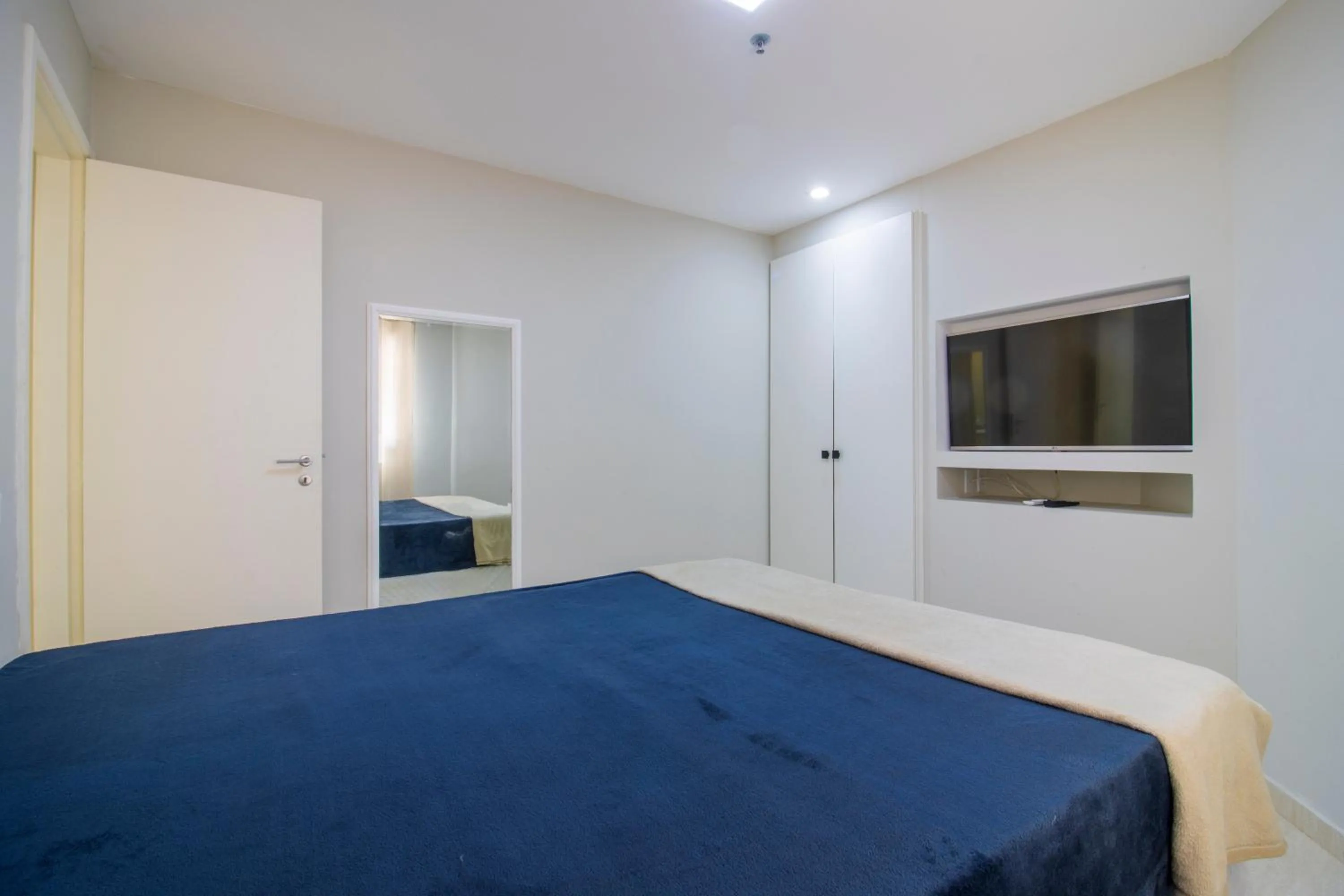 Bedroom, Bed in Anna Suites Arpoador