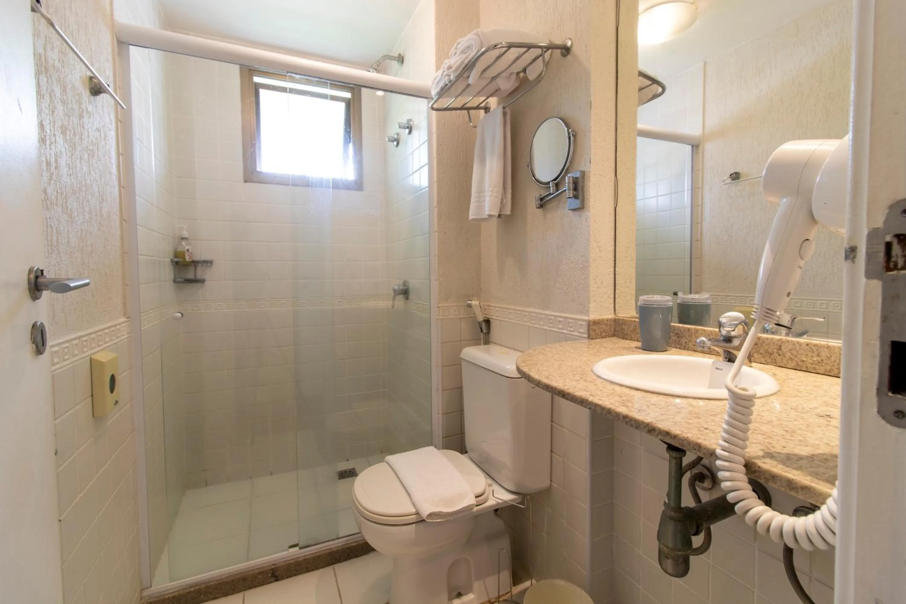 Bathroom in Anna Suites Arpoador