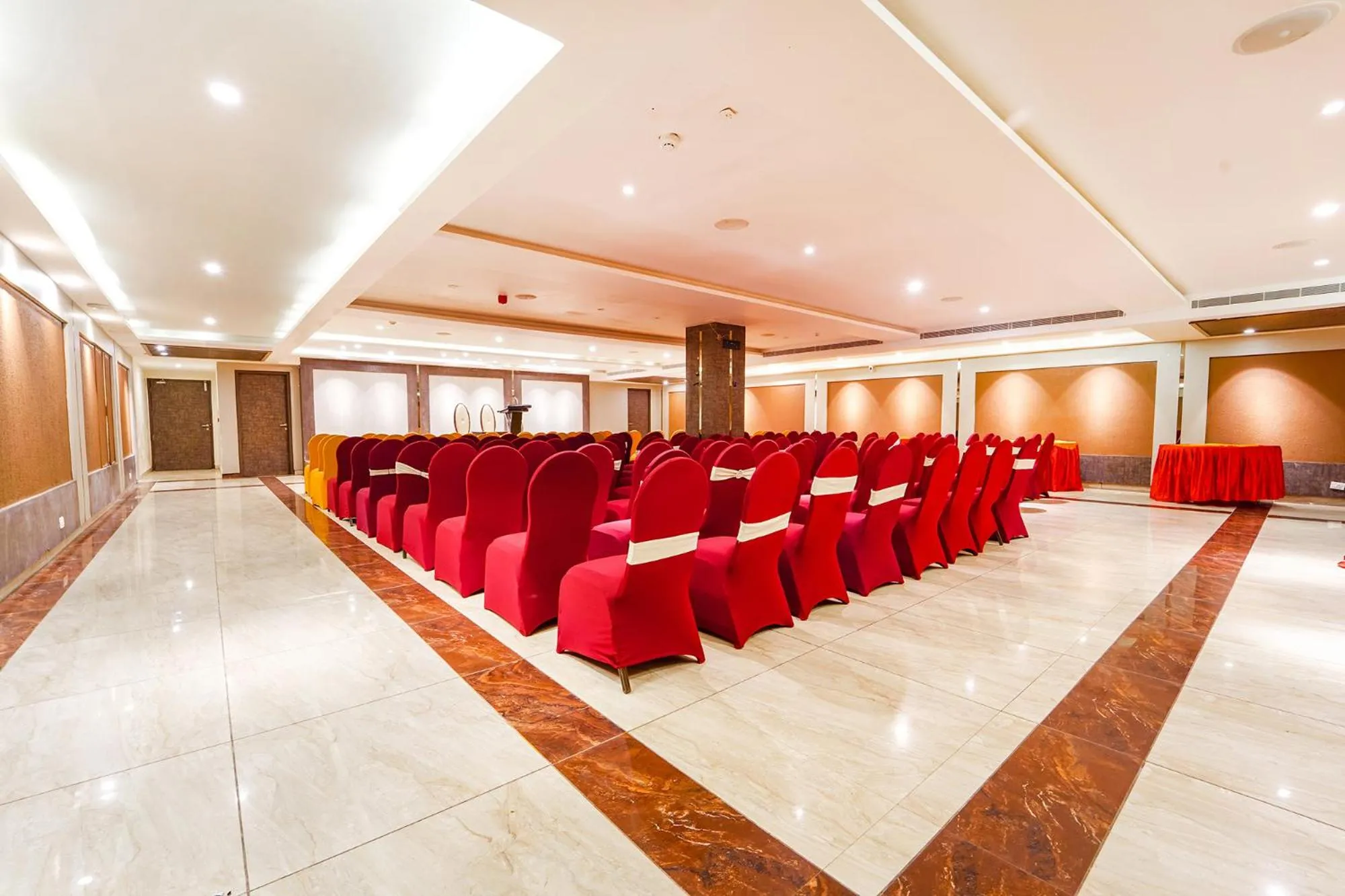 Banquet/Function facilities in Oriva Nestlay Rooms Ramnad