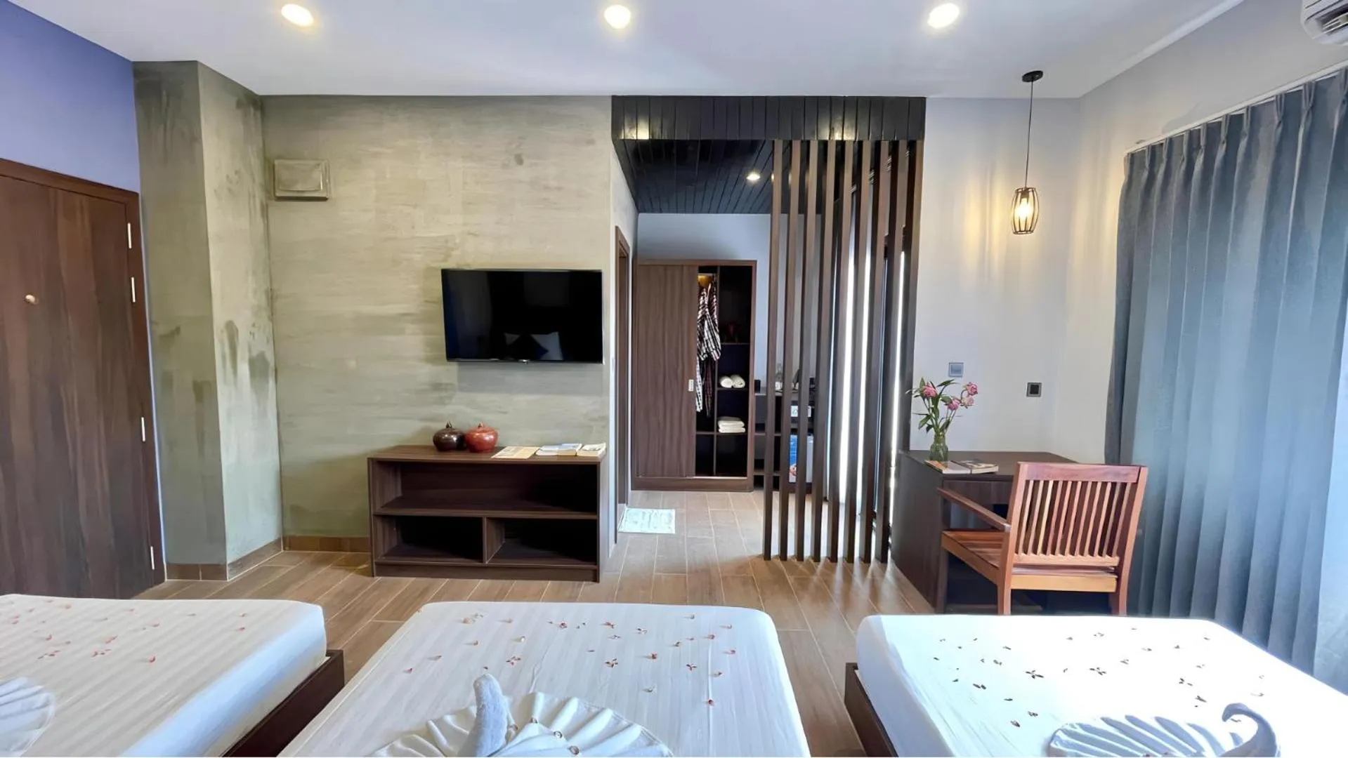 Bedroom, Bed in The Luxury