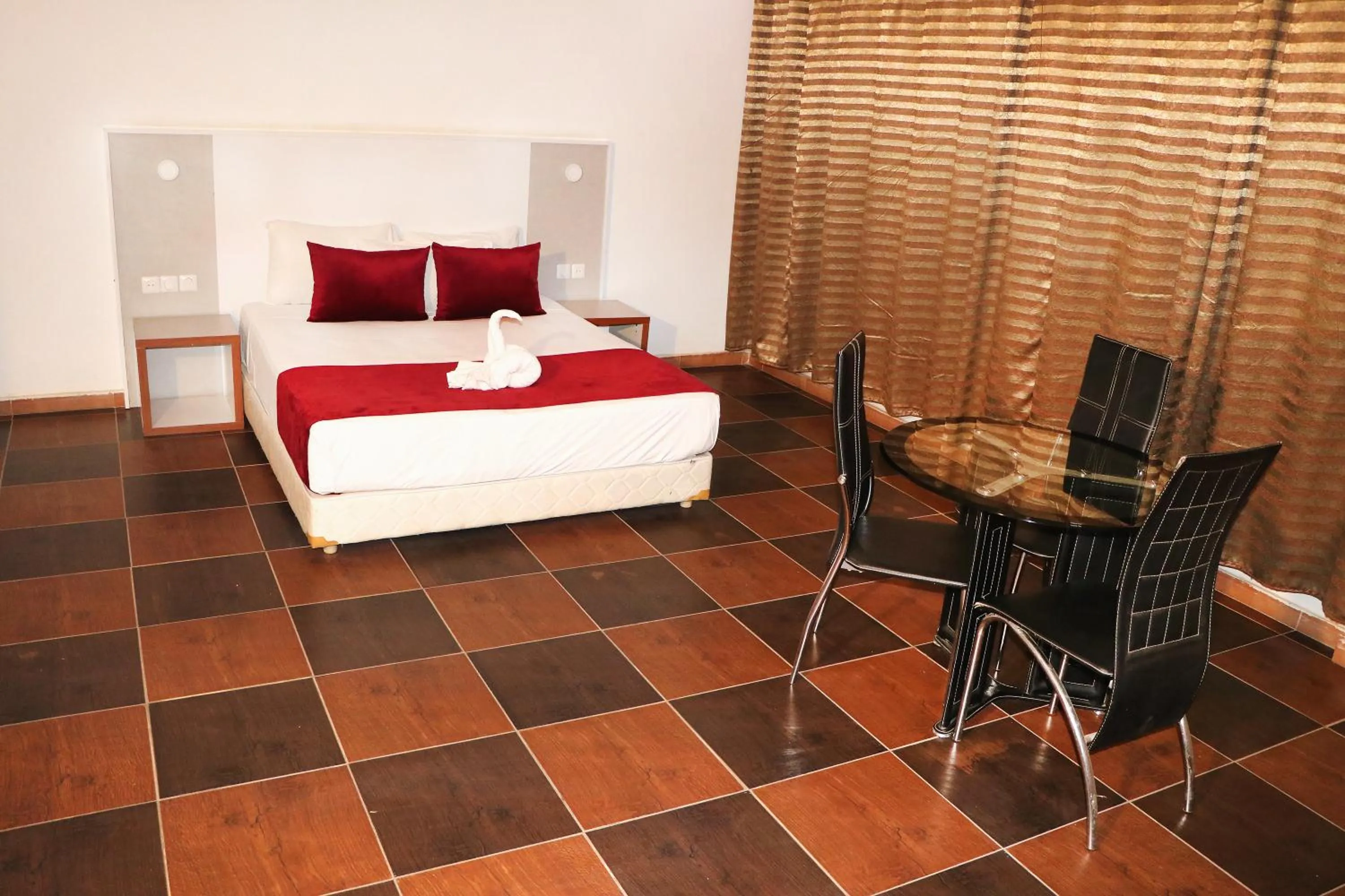 Bed in Hôtel Saphir