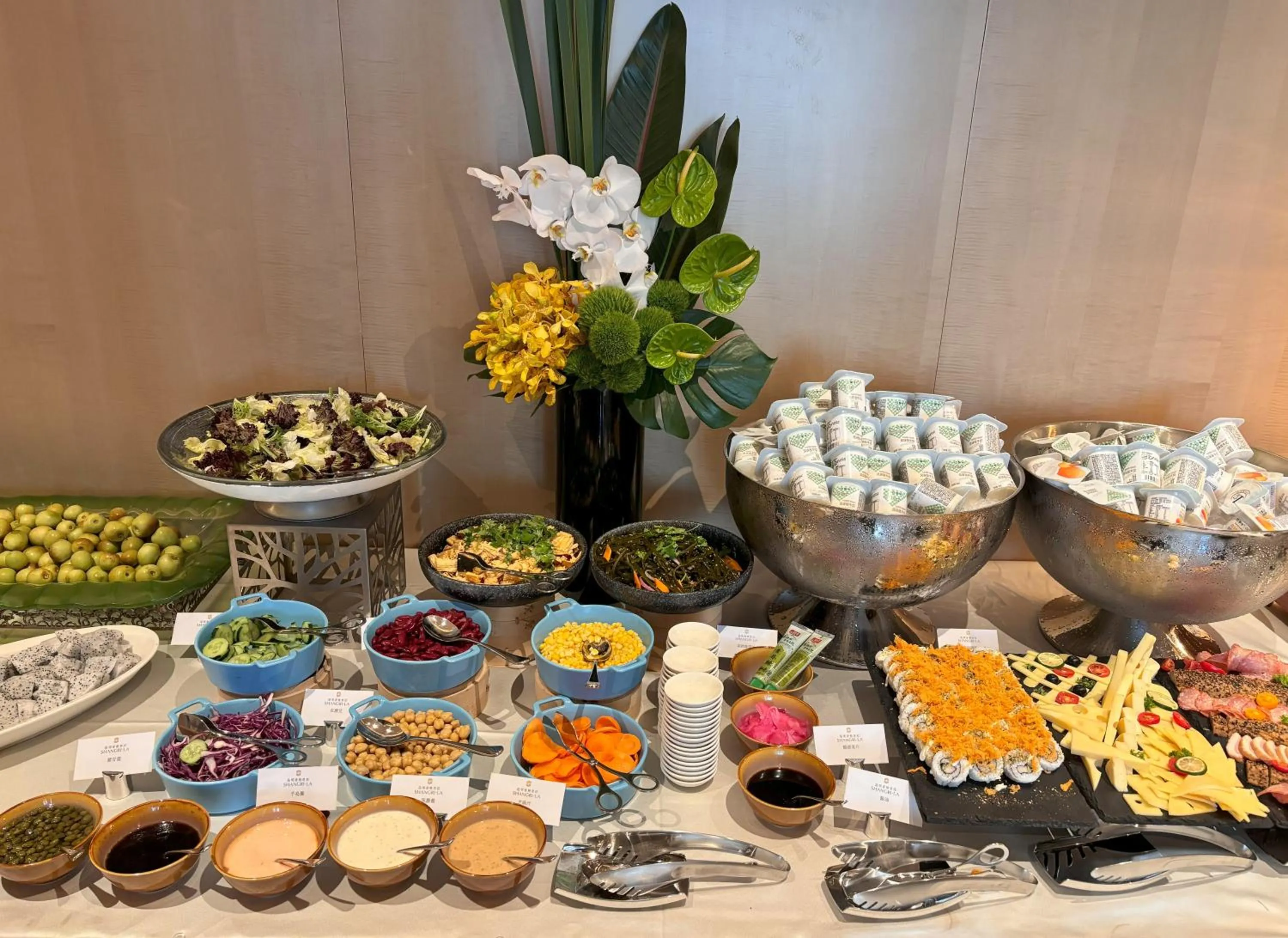 Buffet breakfast in JEN Kunming by Shangri-La